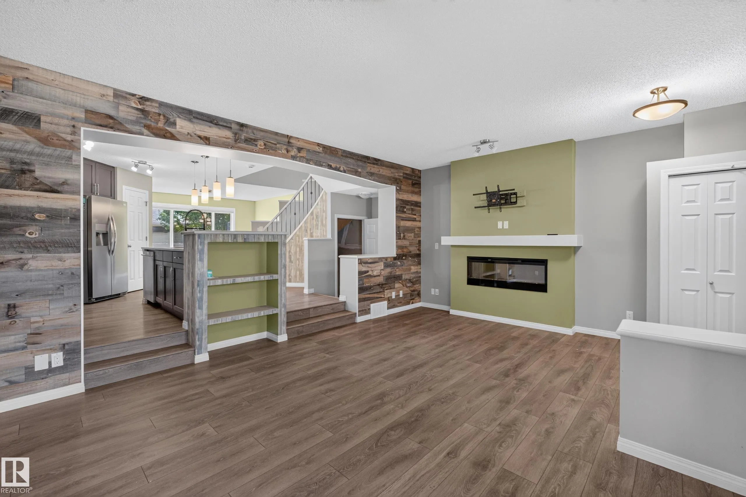 3139 Carpenter Landing