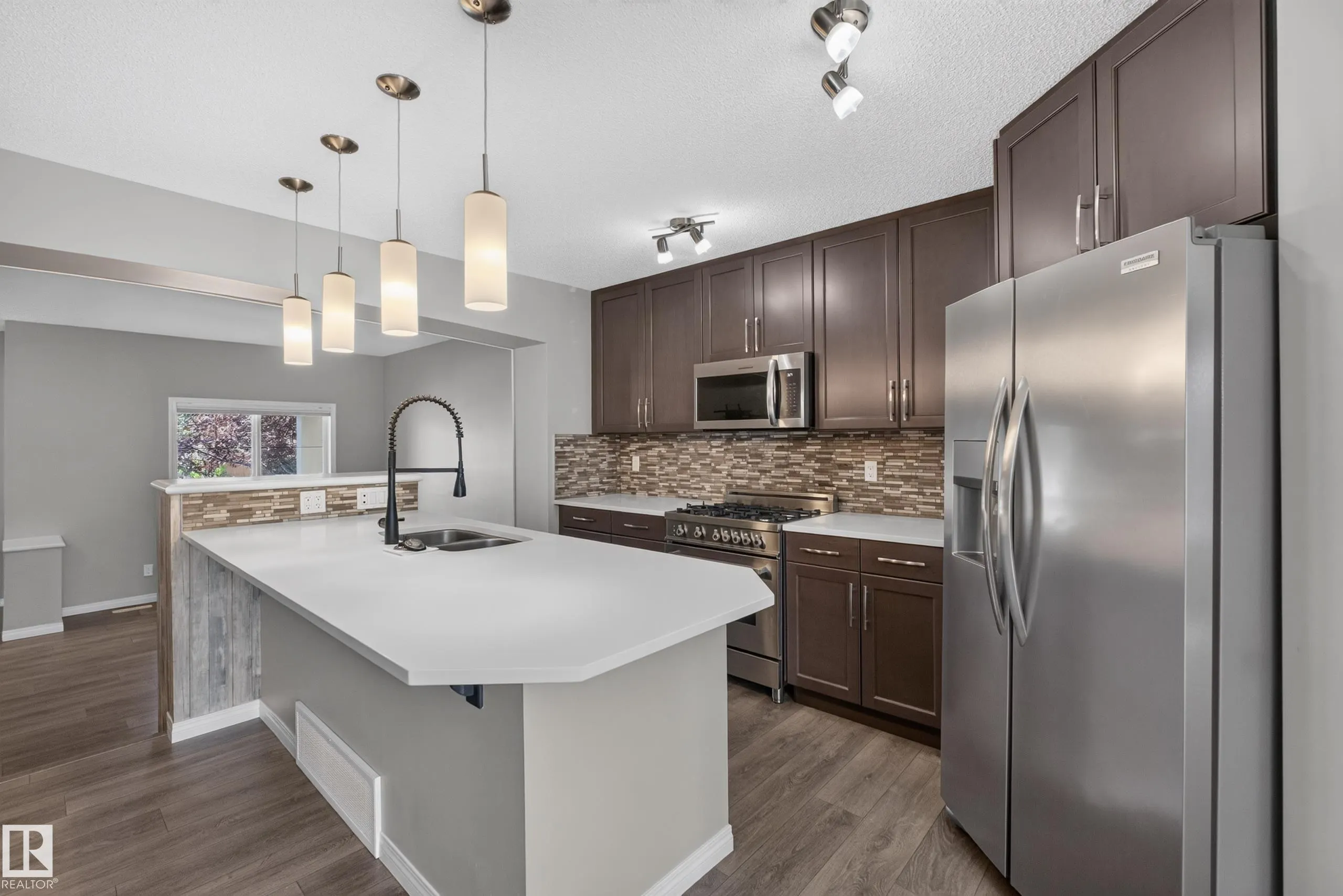 3139 Carpenter Landing