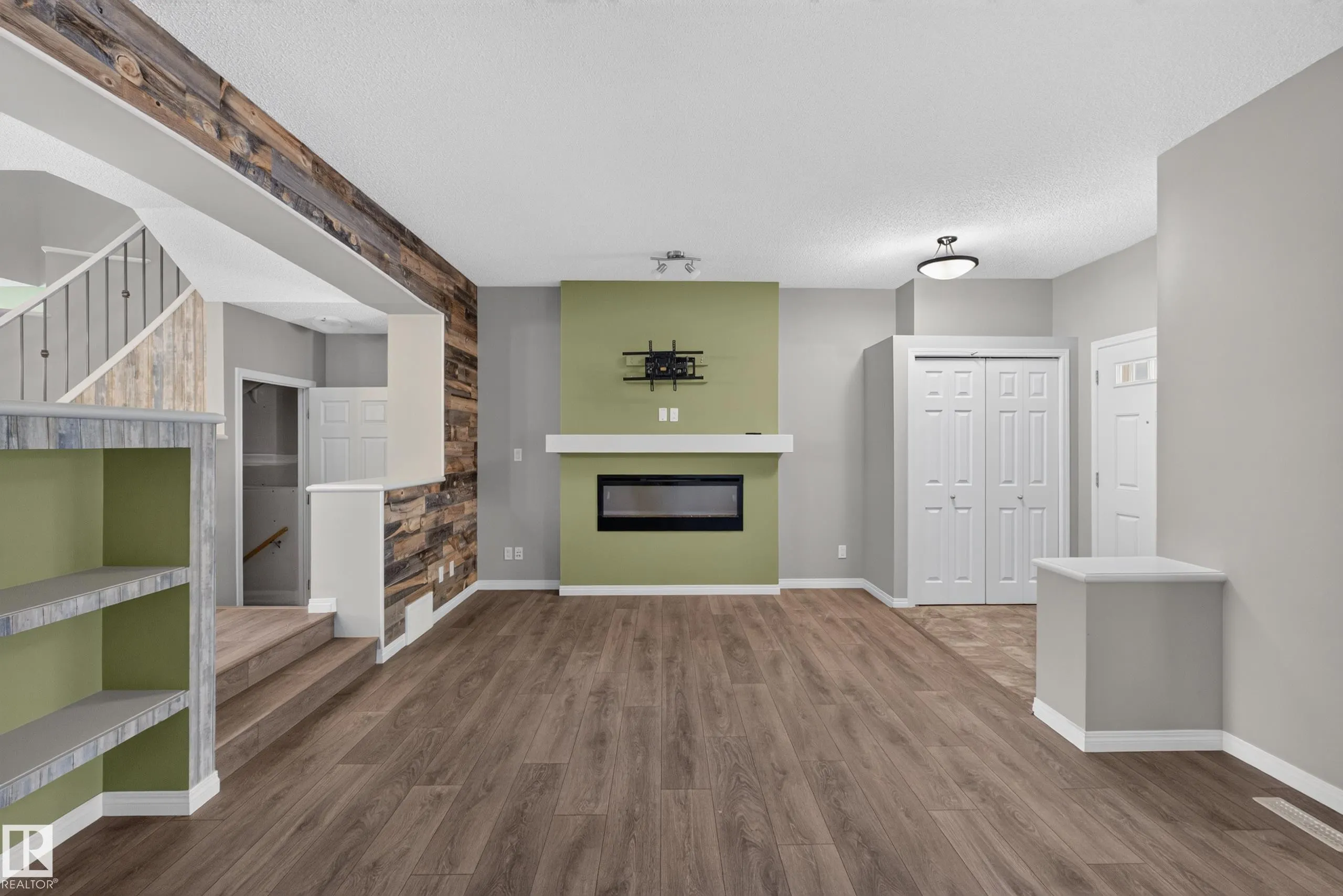 3139 Carpenter Landing