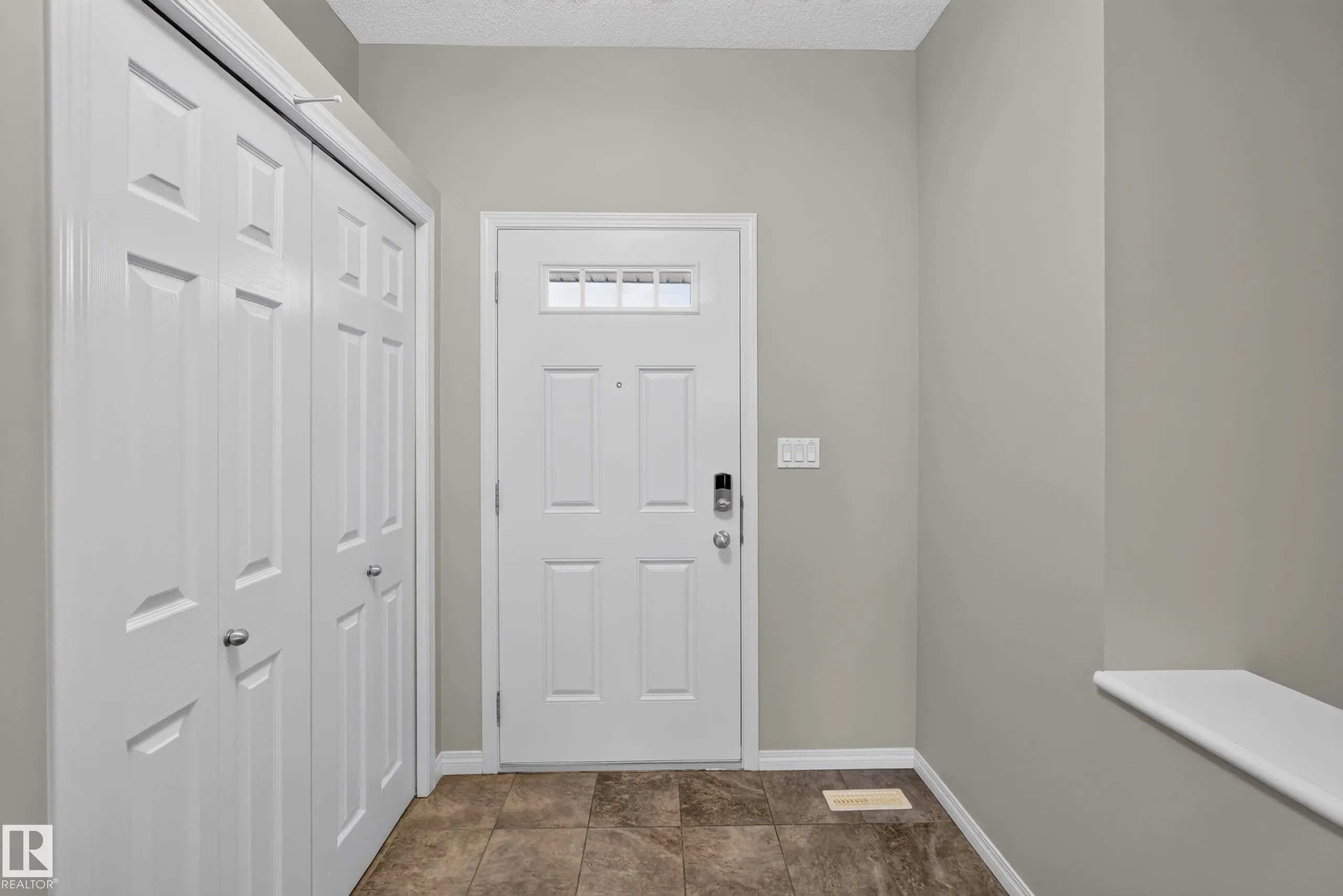 3139 Carpenter Landing