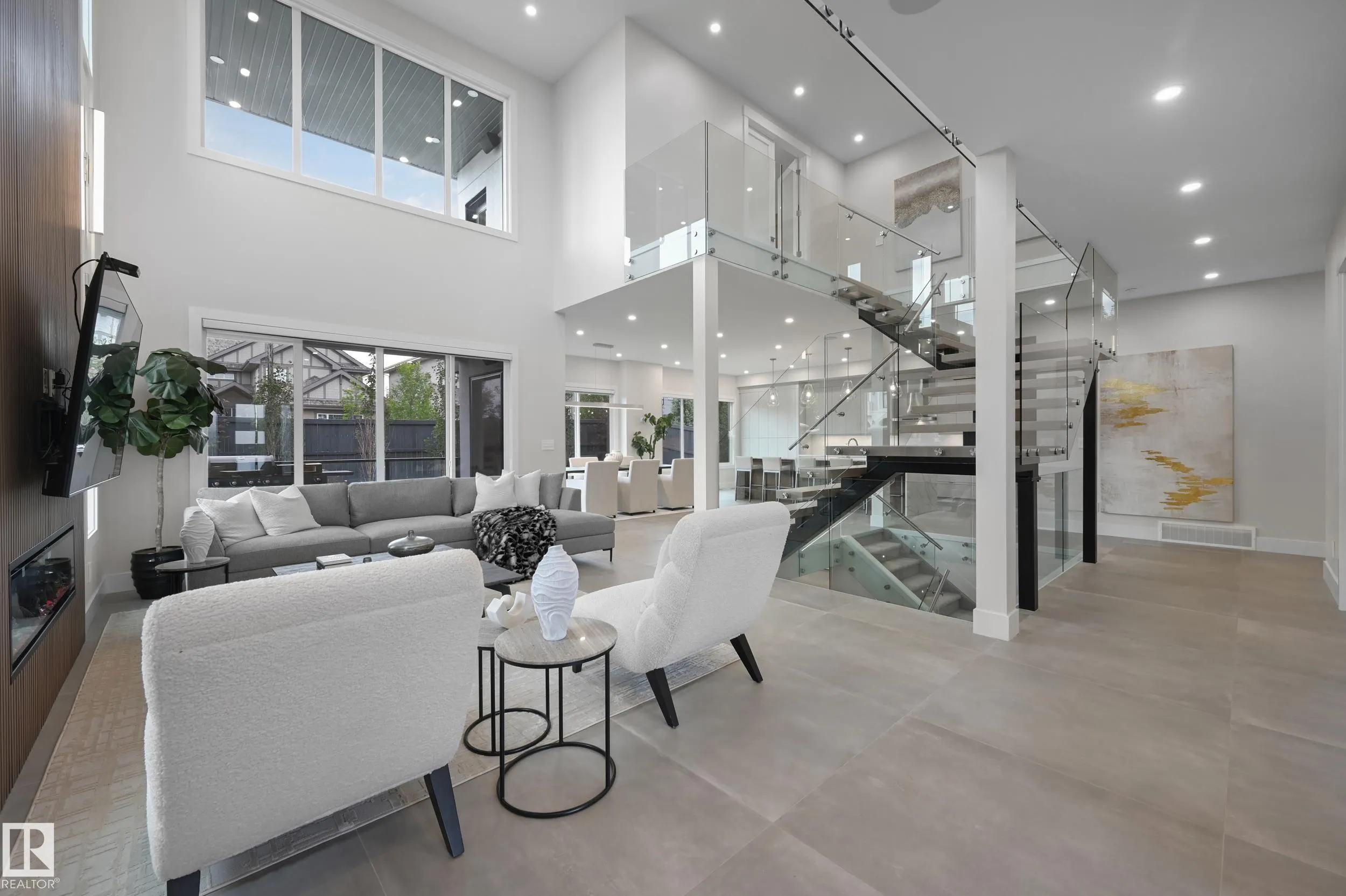5121 WOOLSEY Link