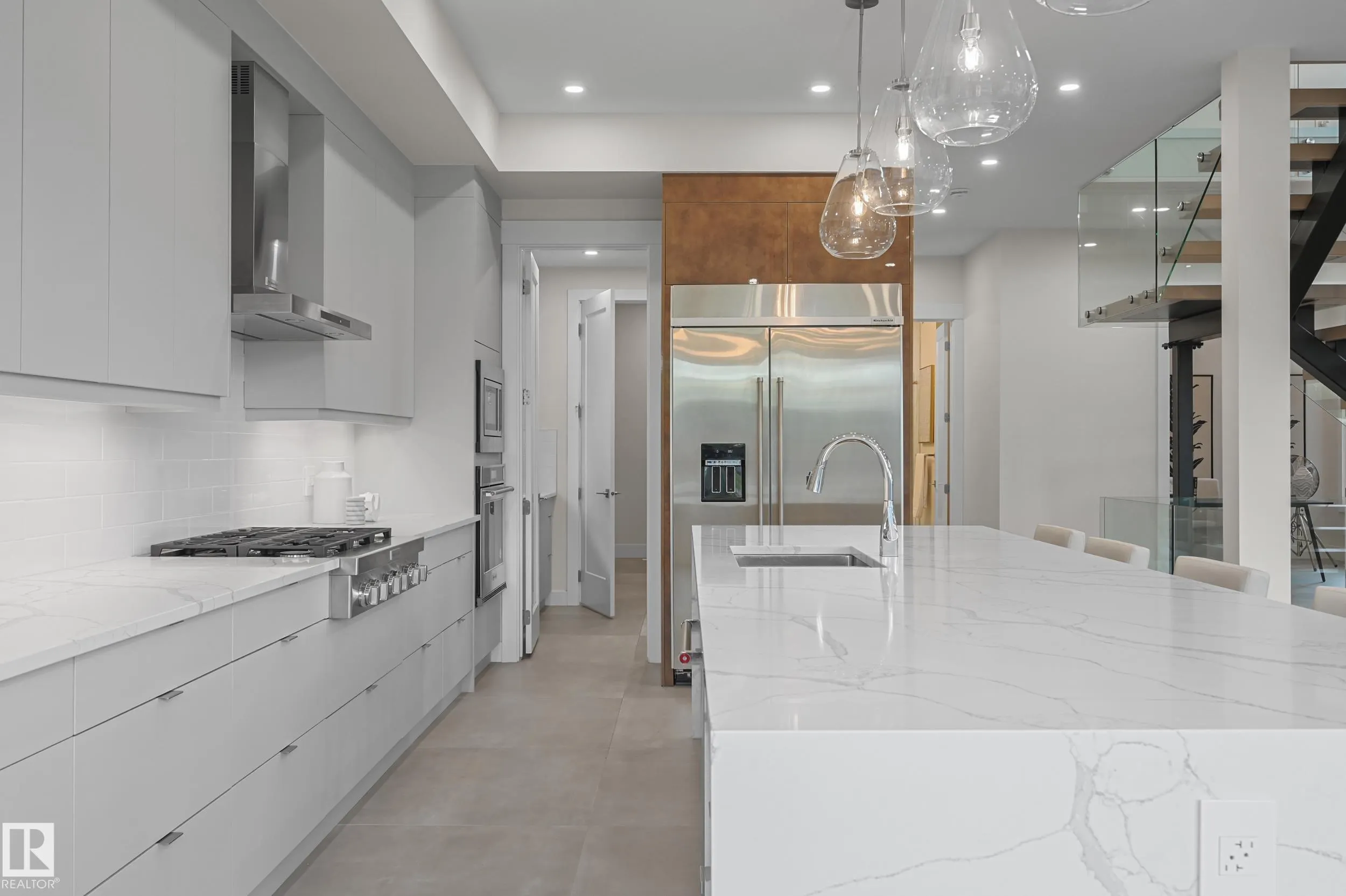 5121 WOOLSEY Link