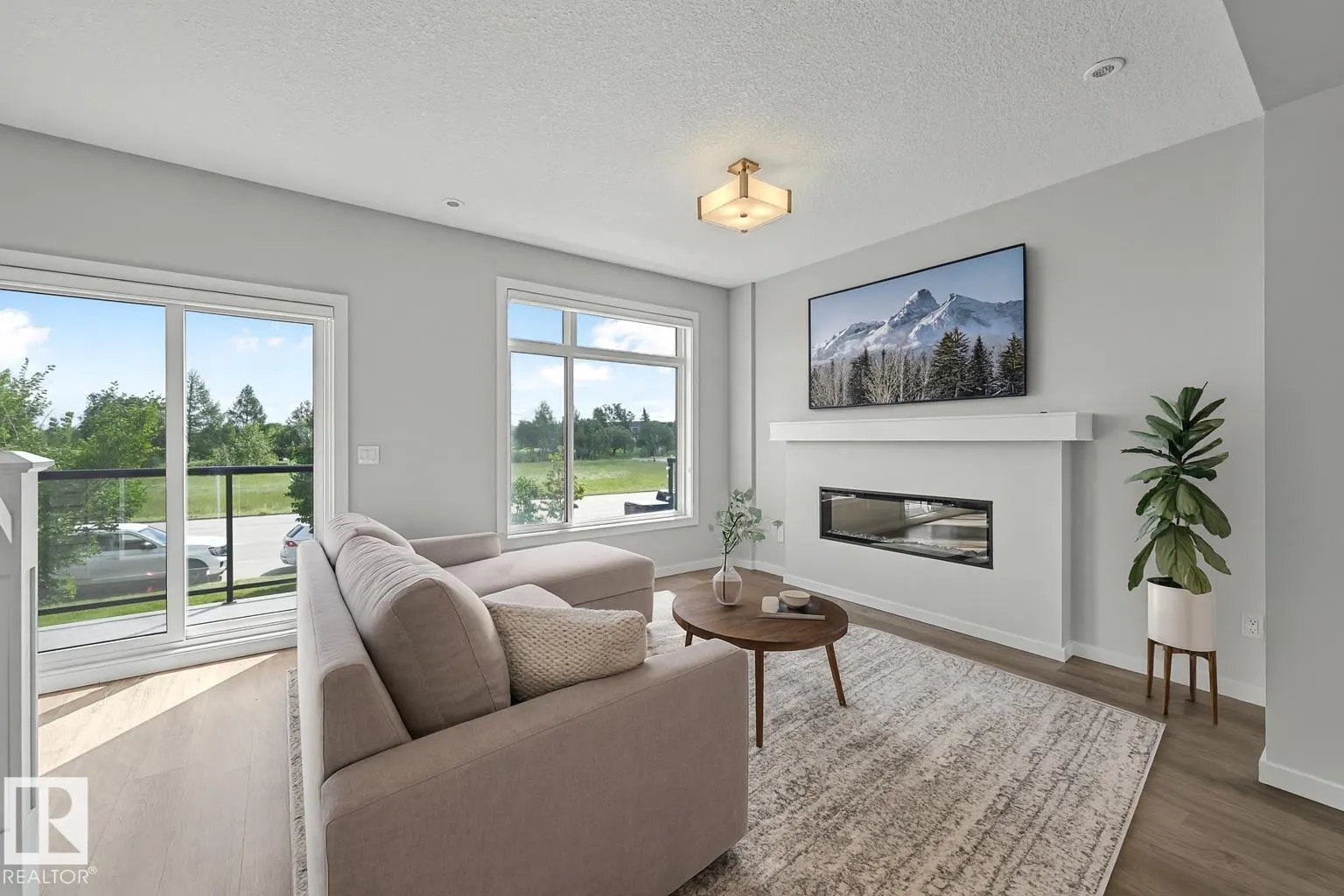 1010 RABBIT HILL Road