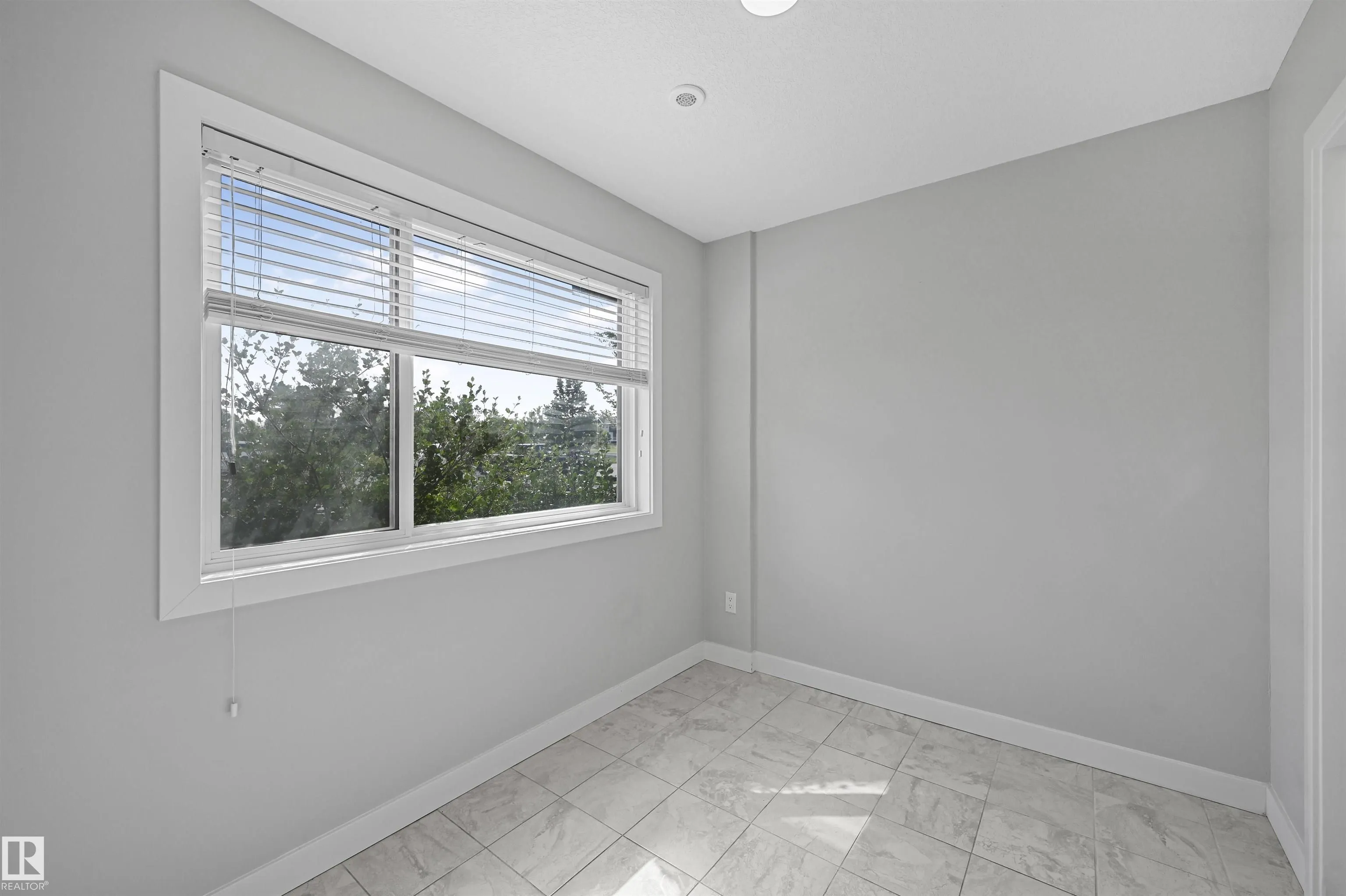 1010 RABBIT HILL Road