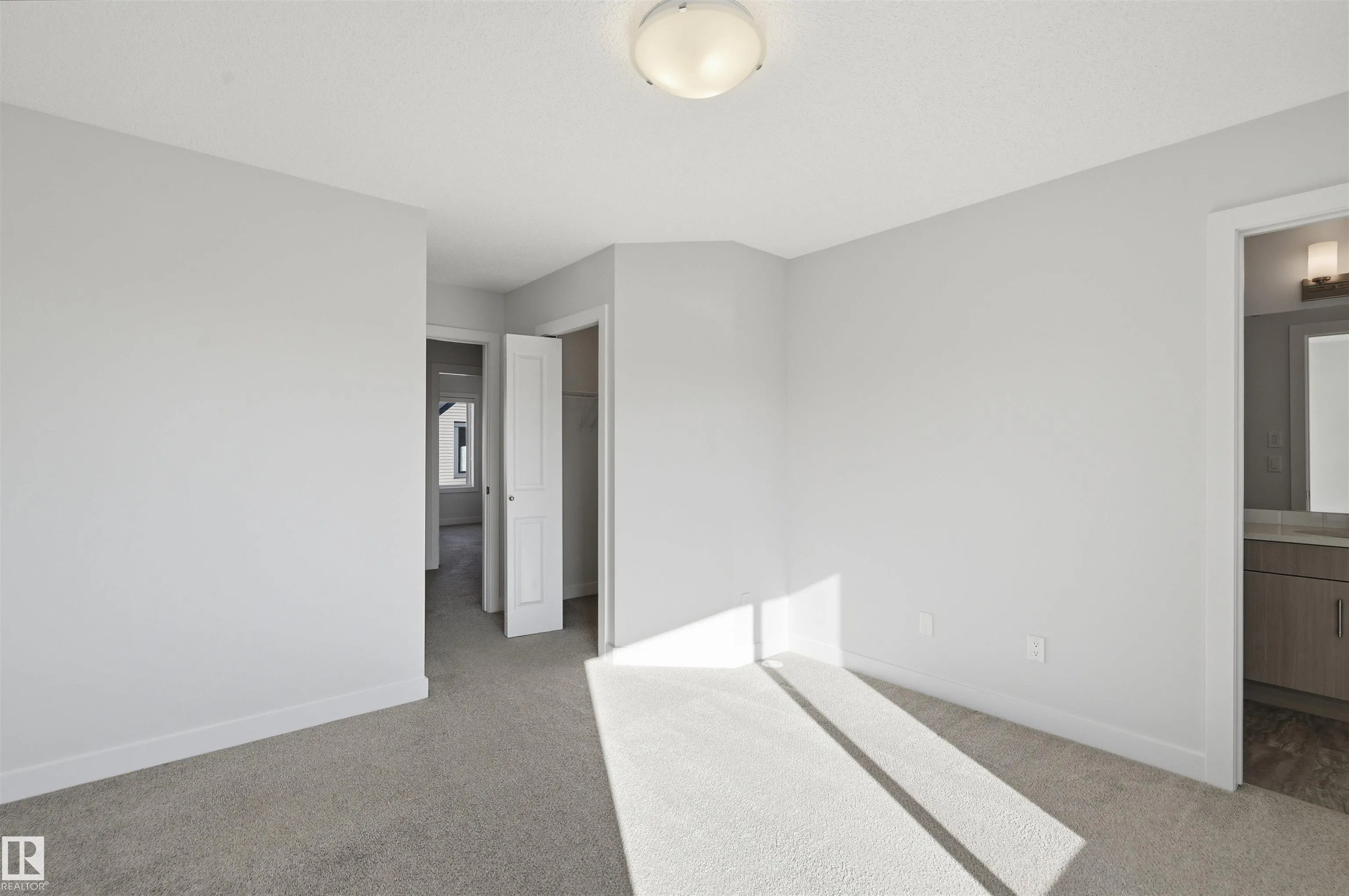1010 RABBIT HILL Road