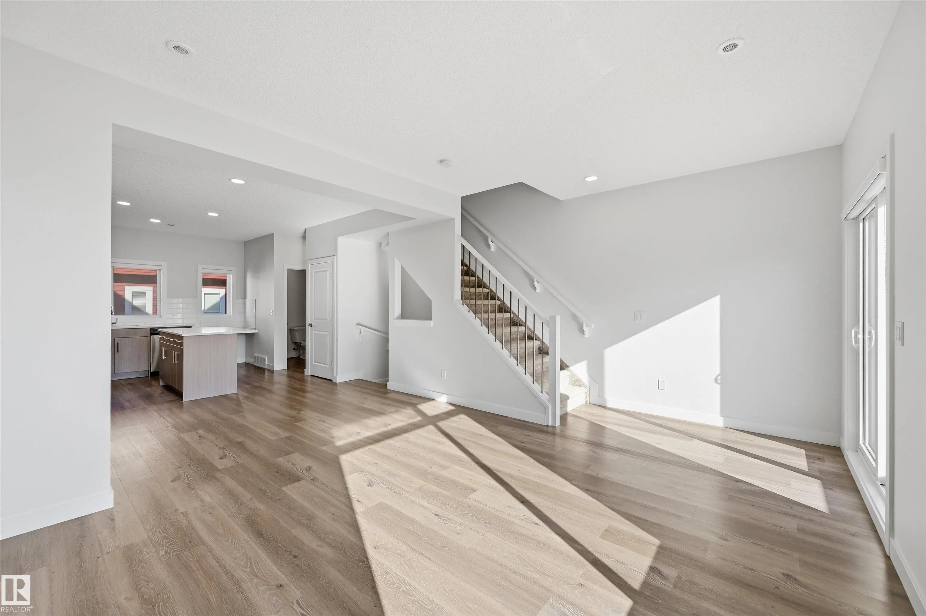 1010 RABBIT HILL Road