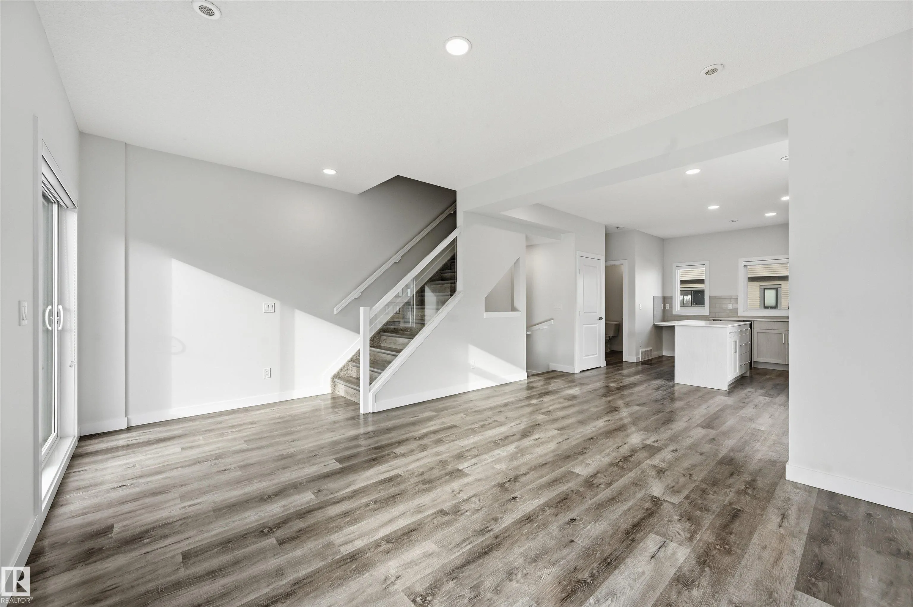 1010 RABBIT HILL Road