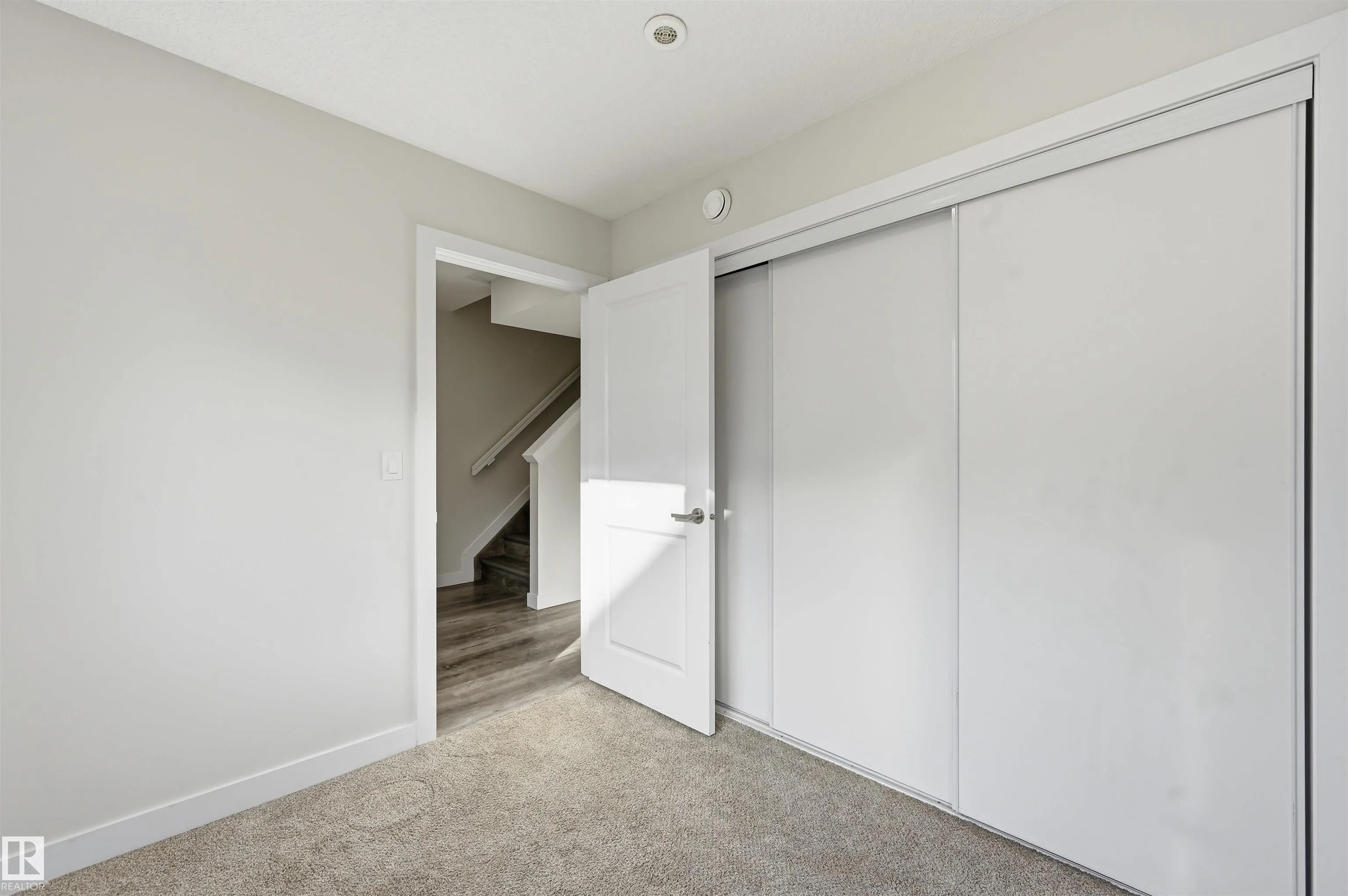 1010 RABBIT HILL Road
