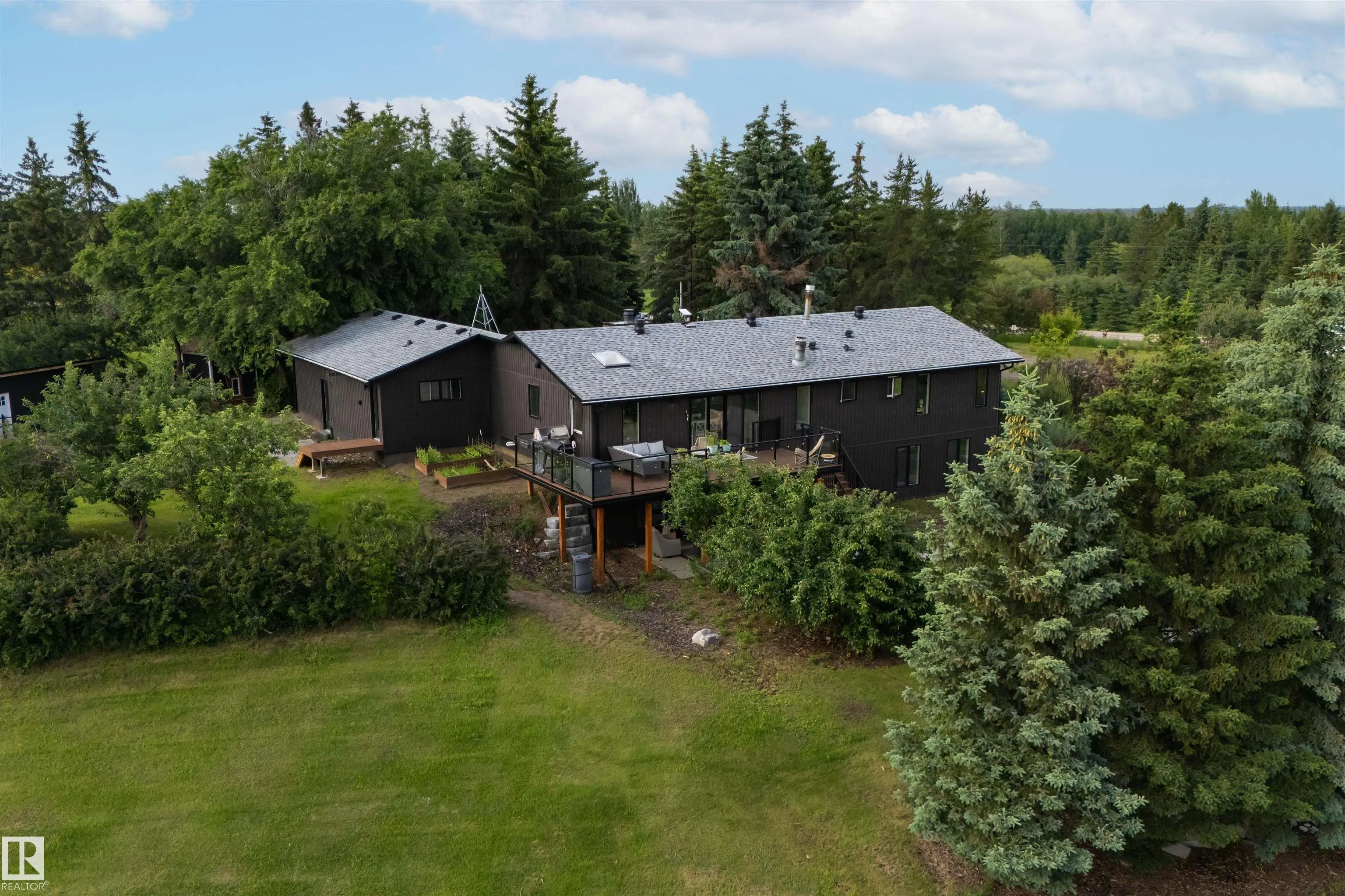 52063 RGE ROAD 225