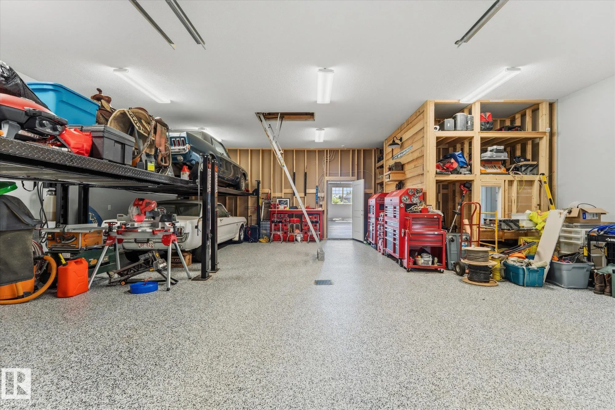 52105 RGE ROAD 225
