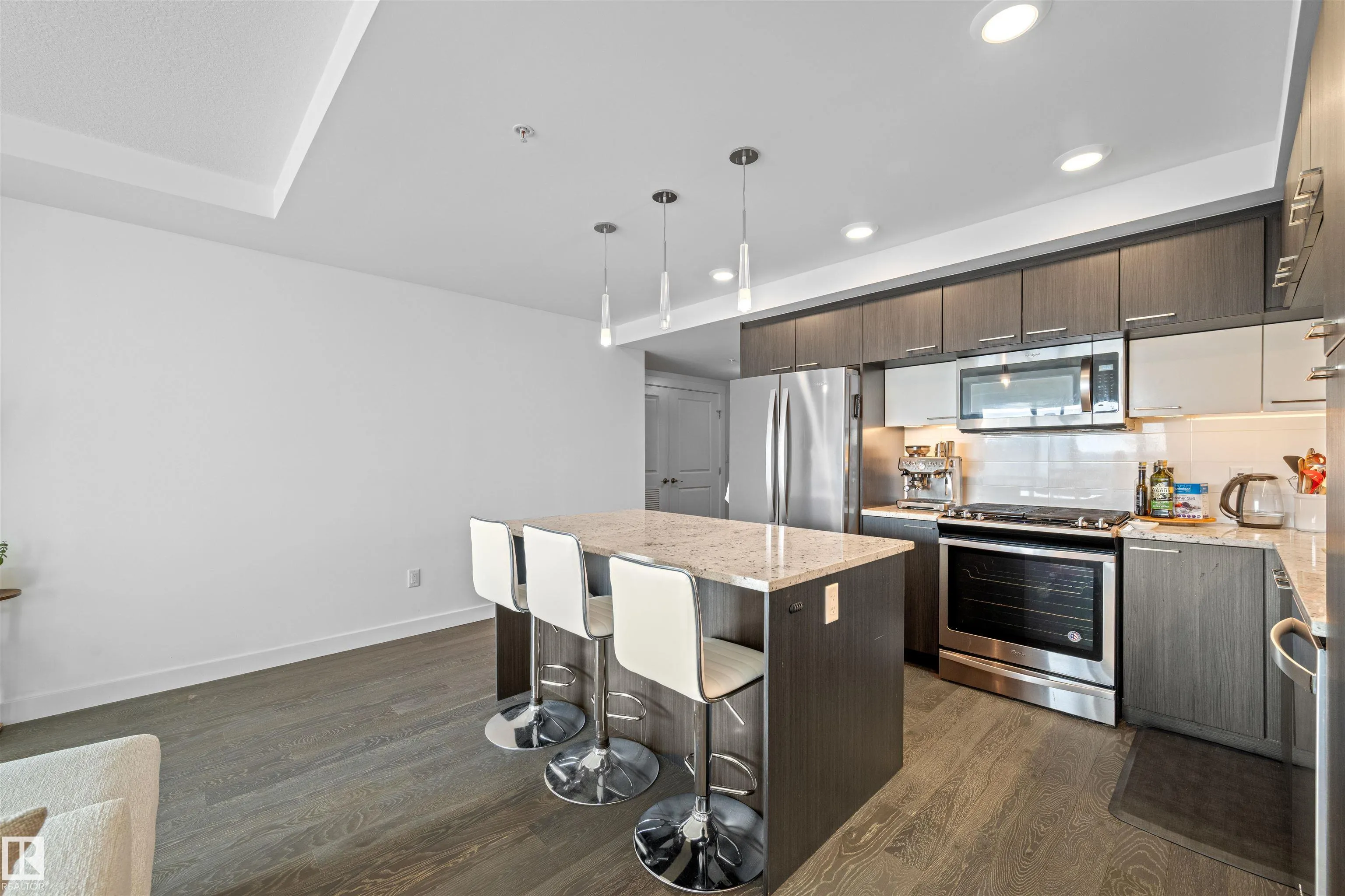 9720 106 Street