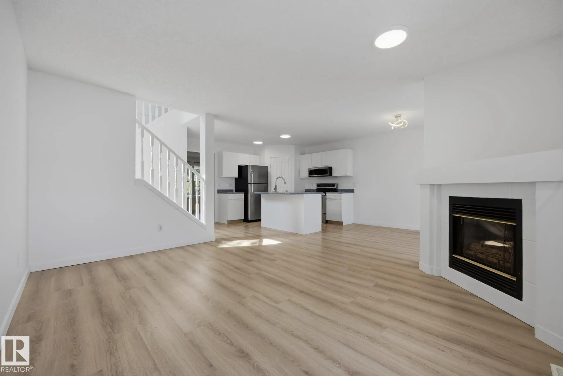 2076 TANNER Wynd