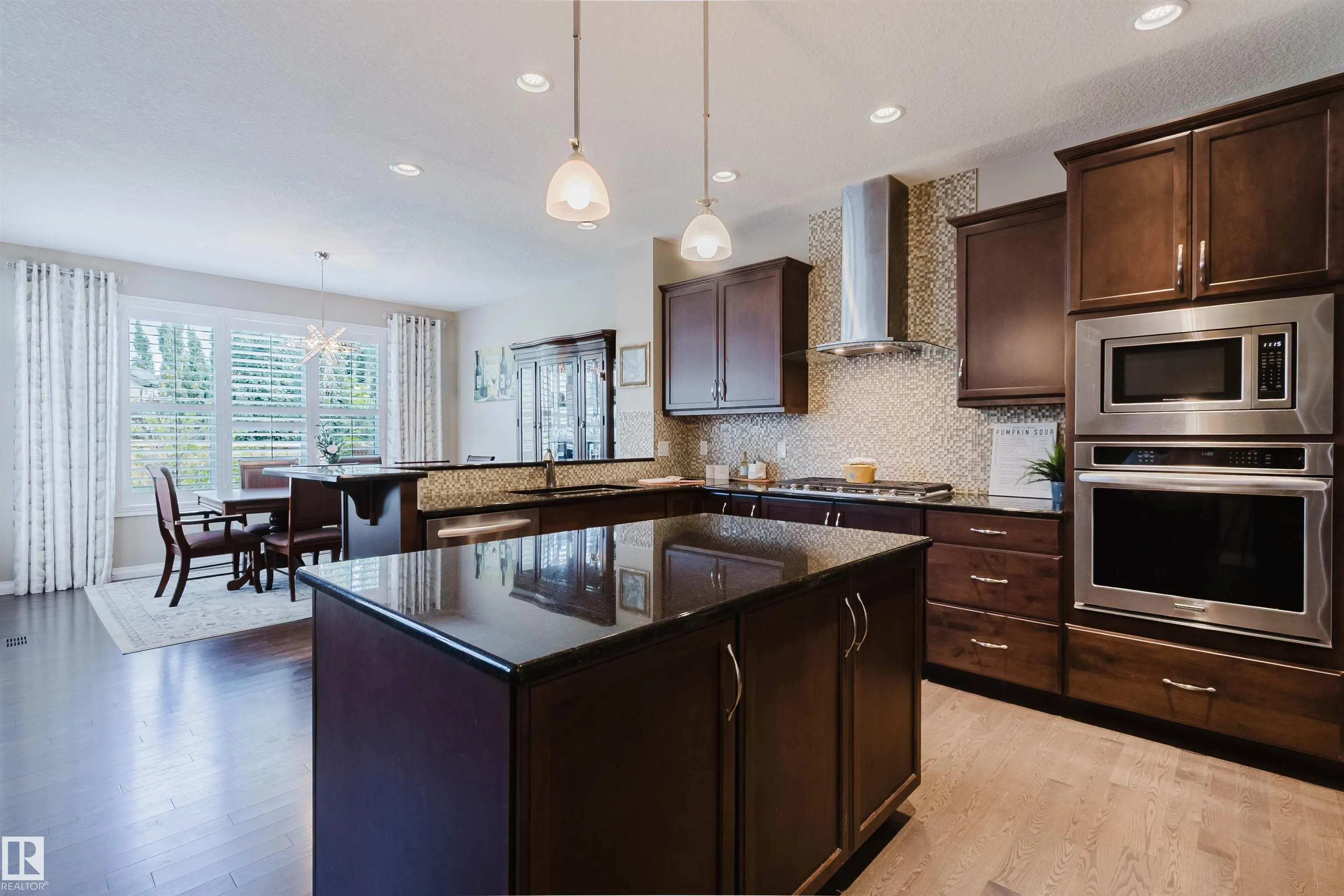 3244 ABBOTT Crescent