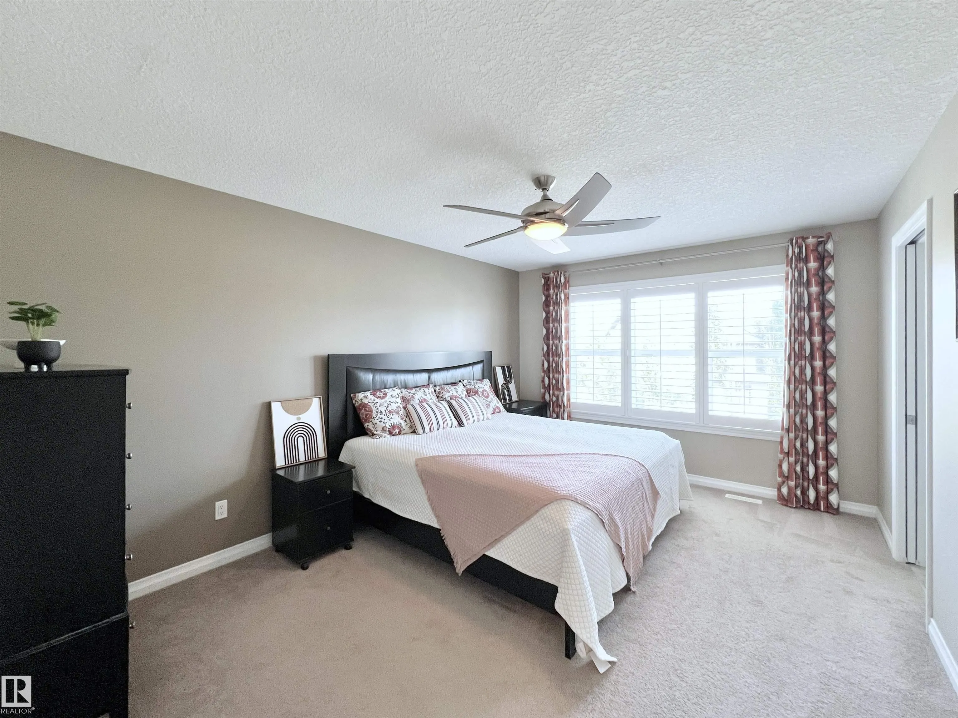 3244 ABBOTT Crescent