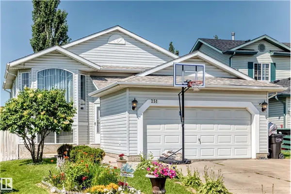 251 DUNVEGAN Road