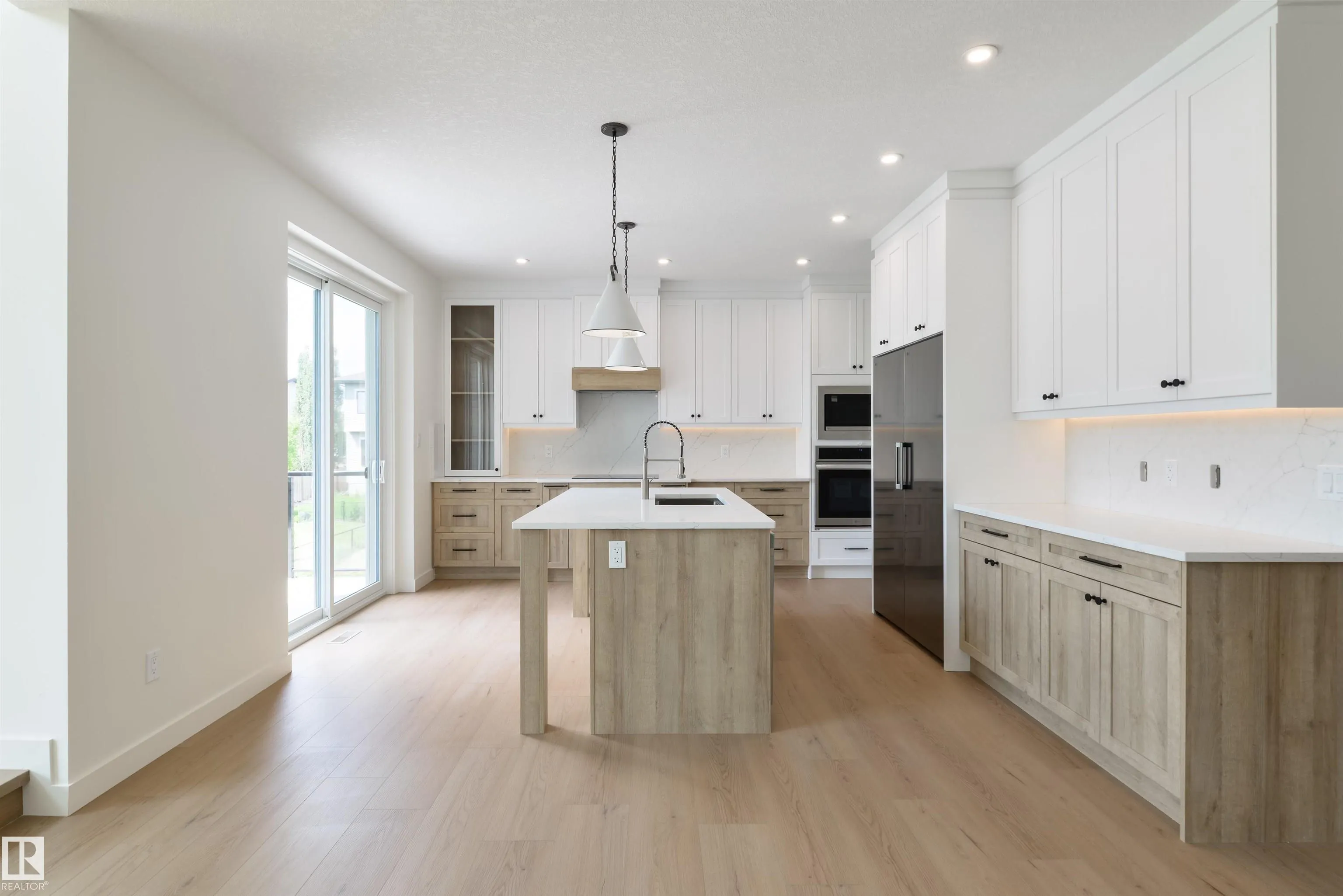 23 LAKEVISTA PT