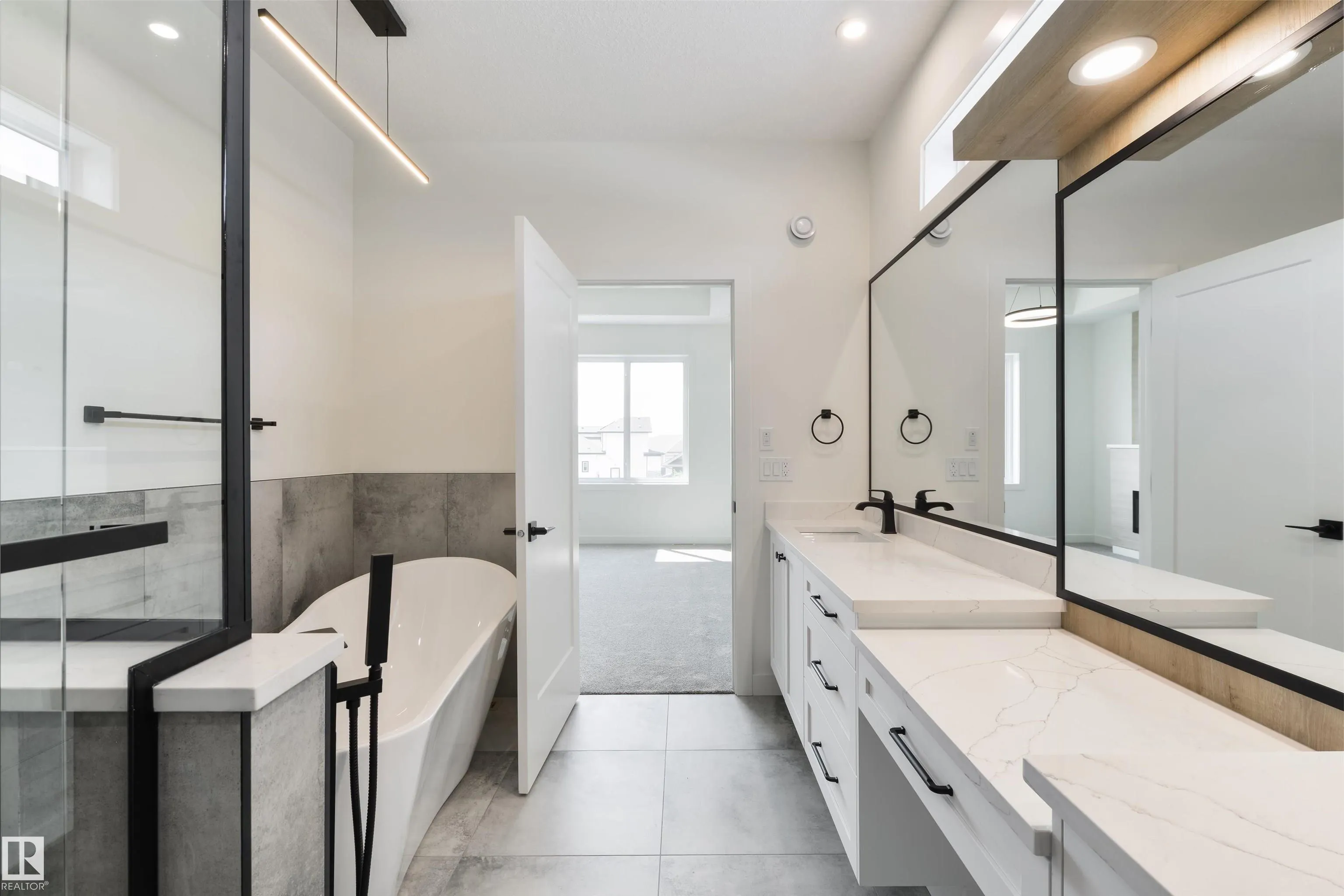 23 LAKEVISTA PT