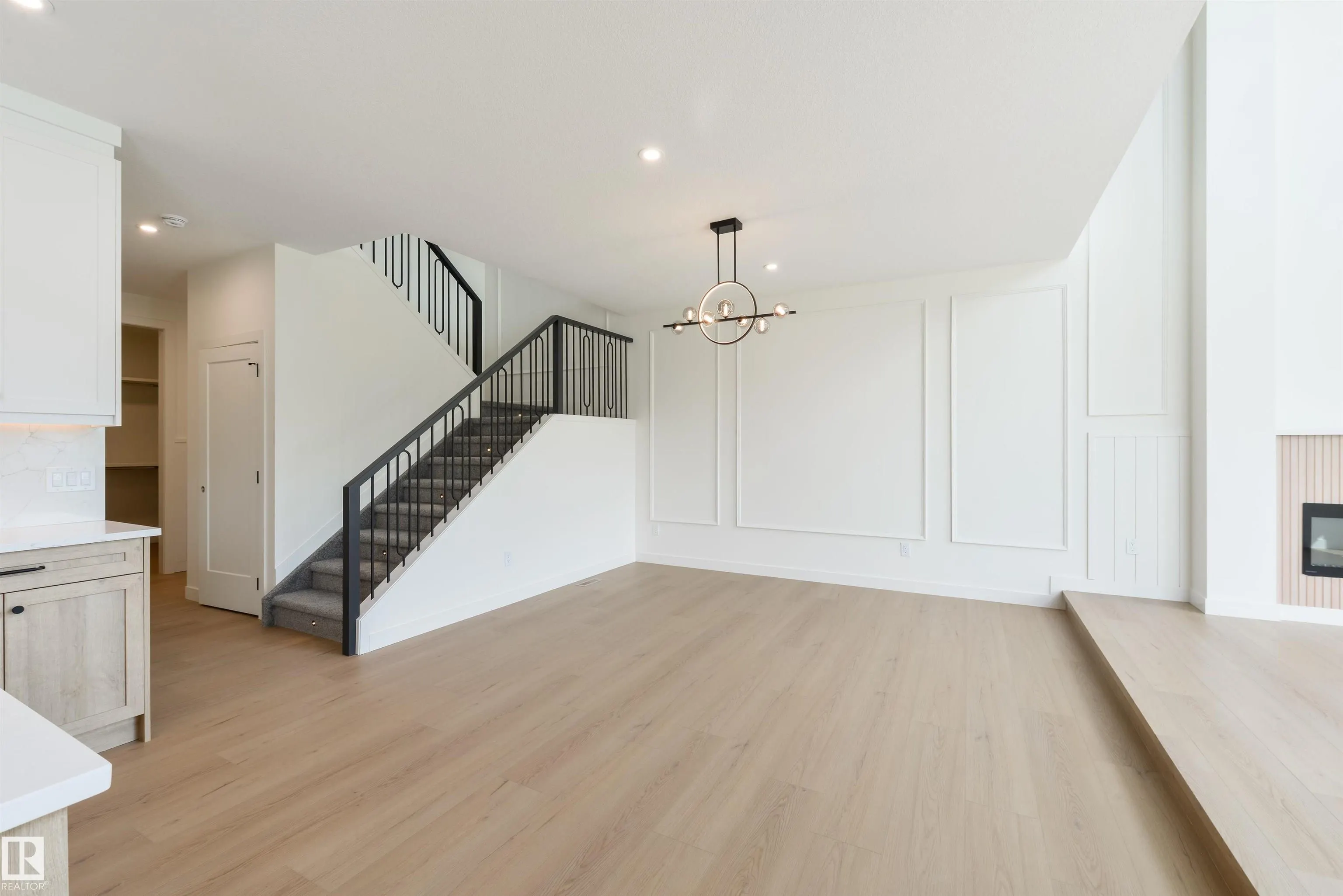 23 LAKEVISTA PT