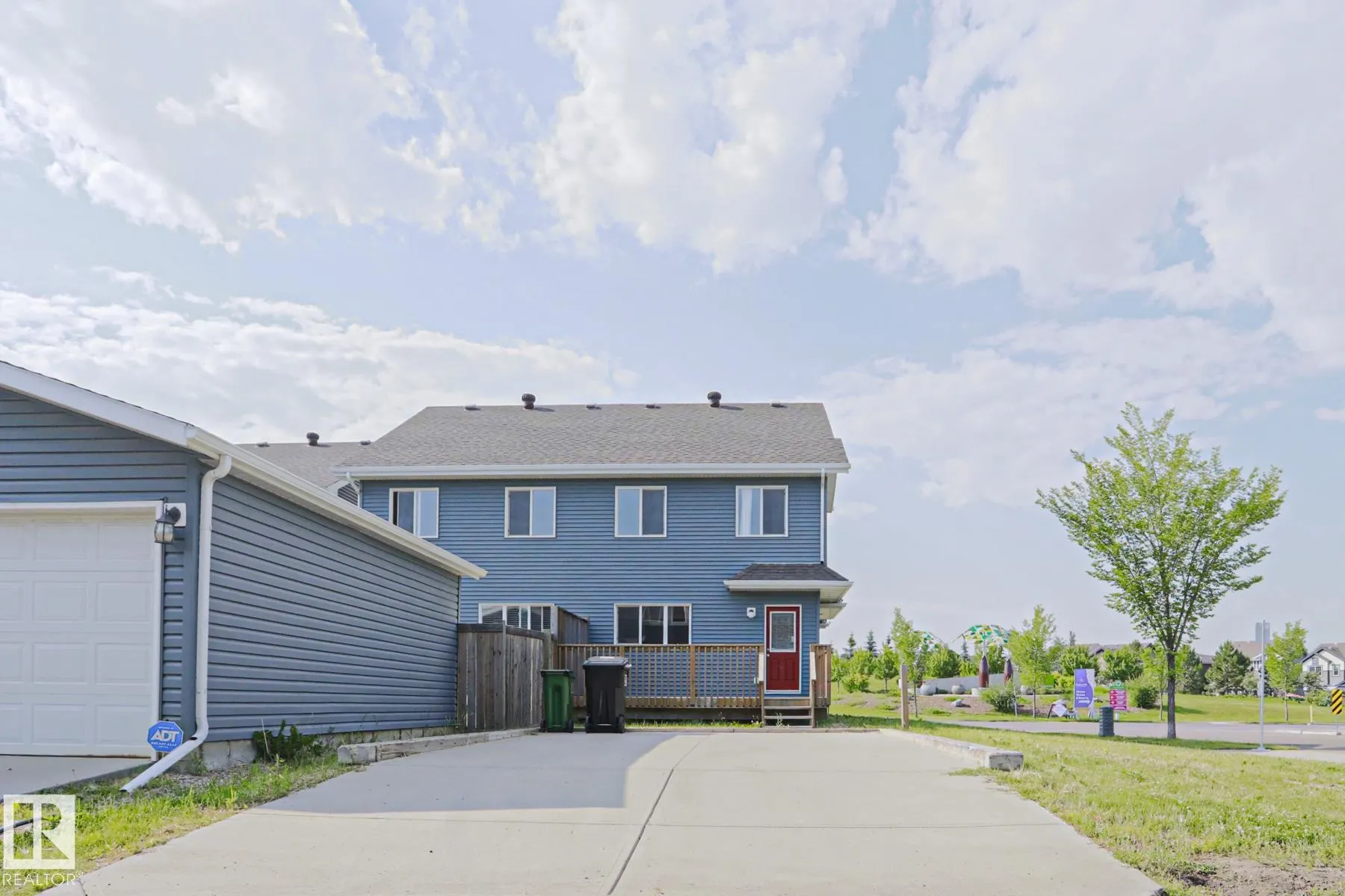 489 ORCHARDS Boulevard