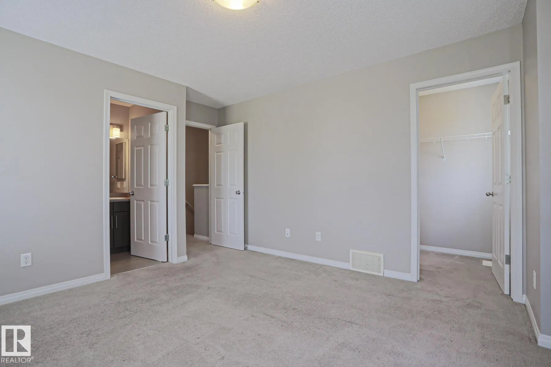 489 ORCHARDS Boulevard