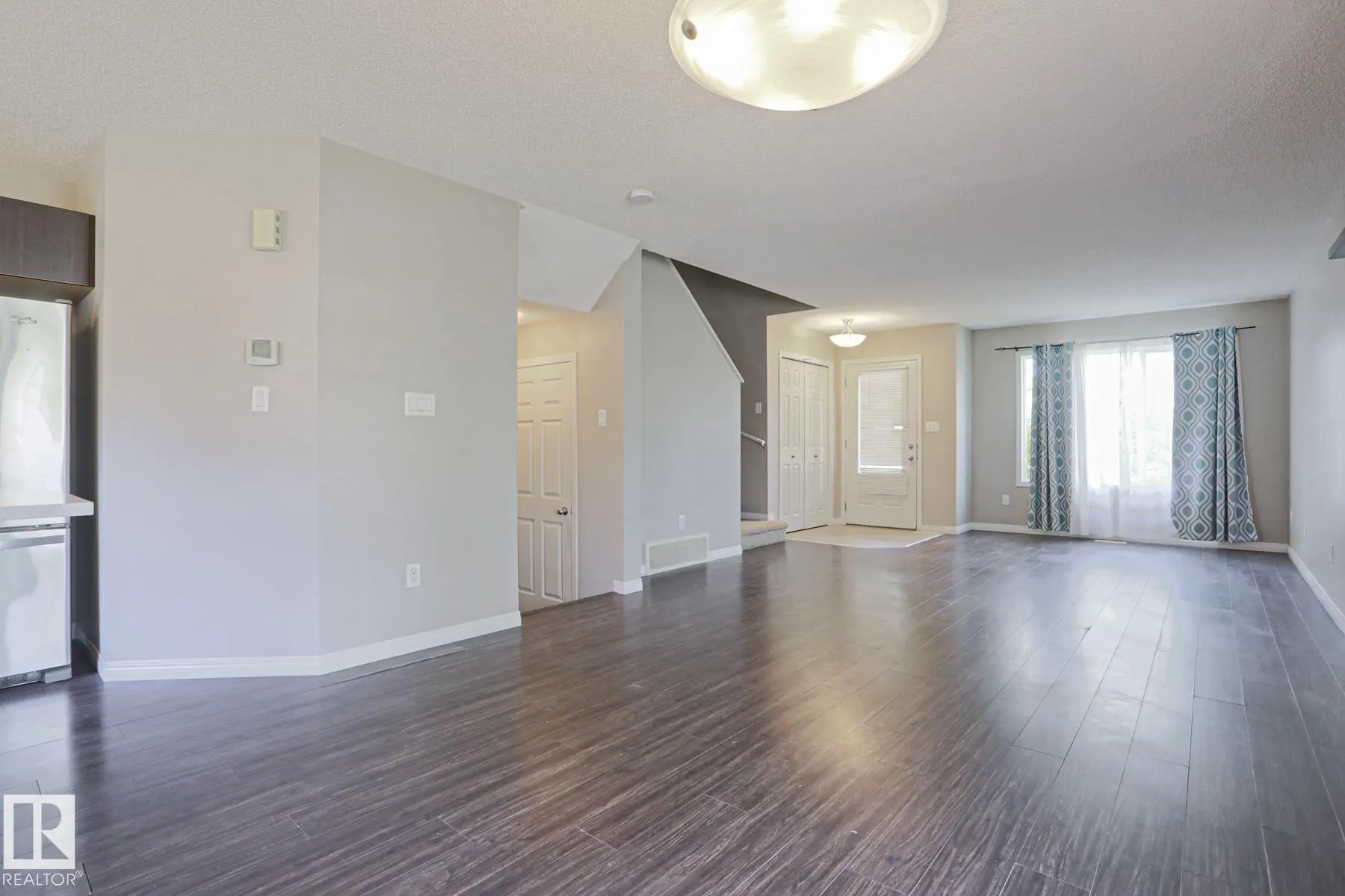 489 ORCHARDS Boulevard