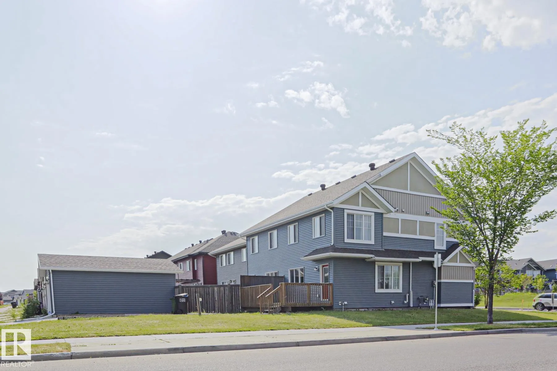 489 ORCHARDS Boulevard