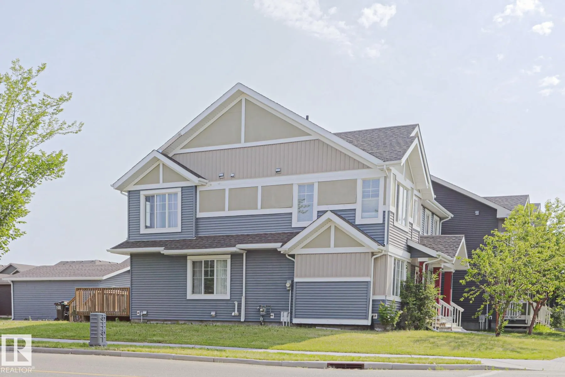 489 ORCHARDS Boulevard