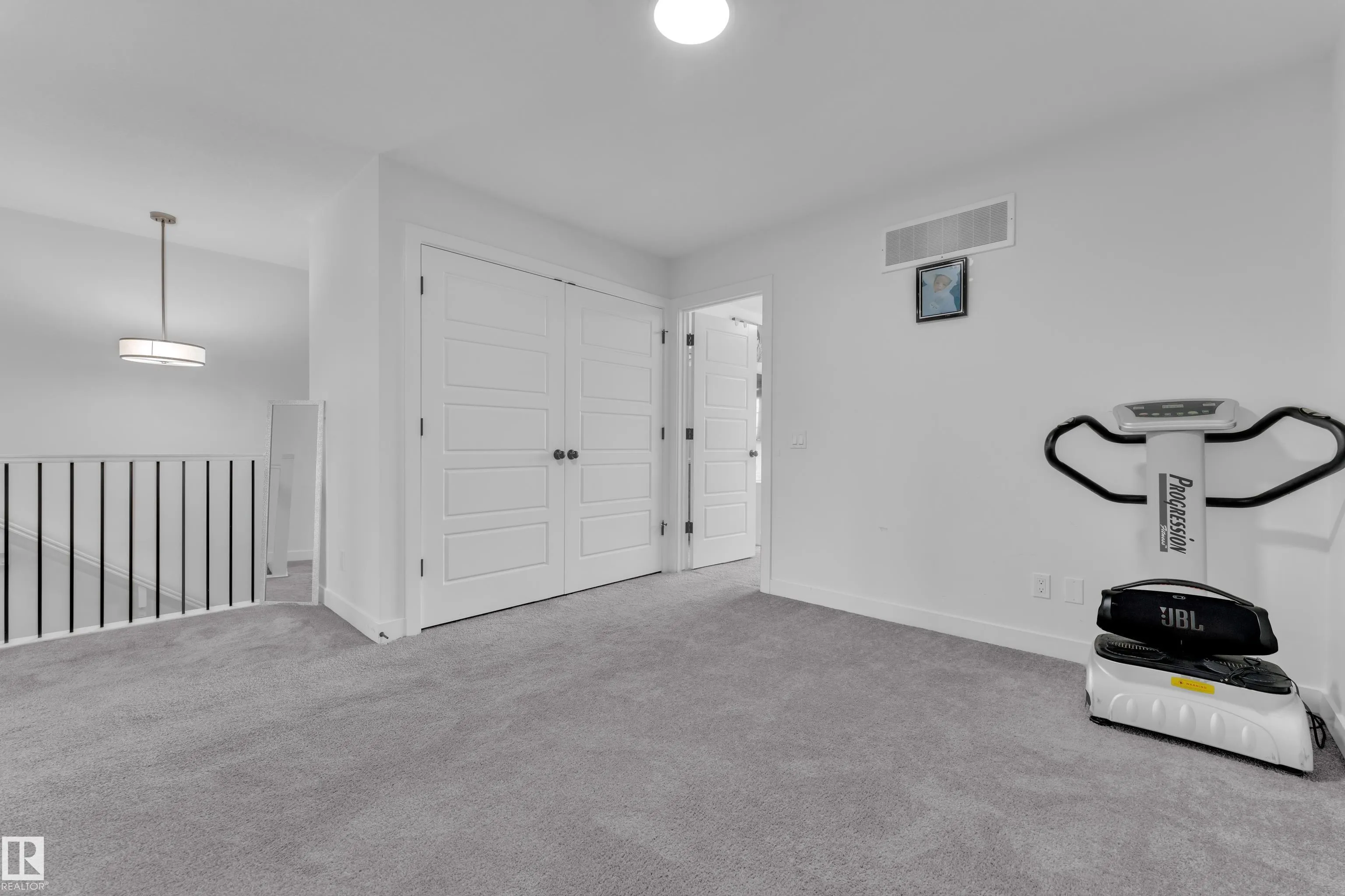 1645 PLUM CIRCLE Circle