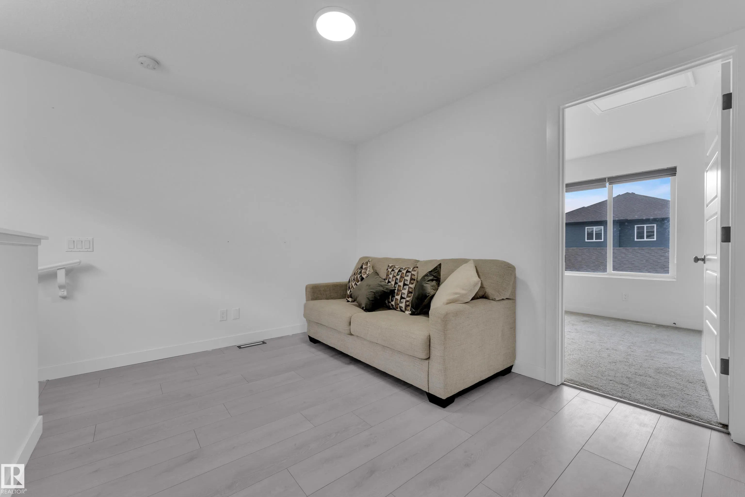 1645 PLUM CIRCLE Circle