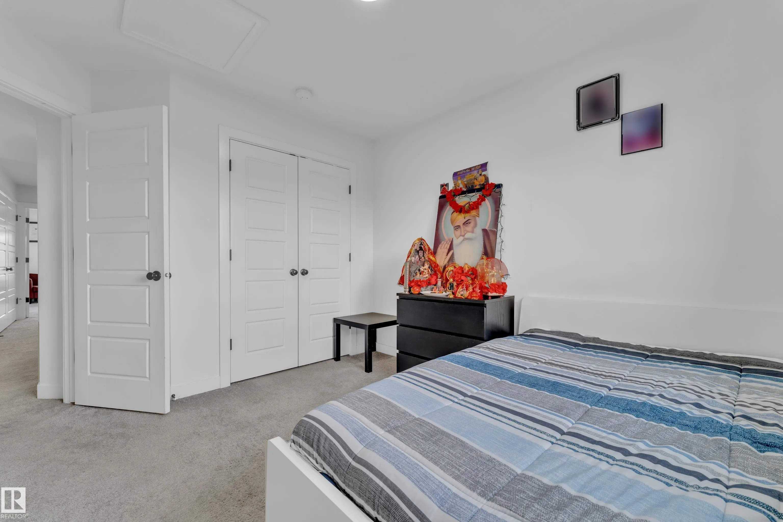 1645 PLUM CIRCLE Circle