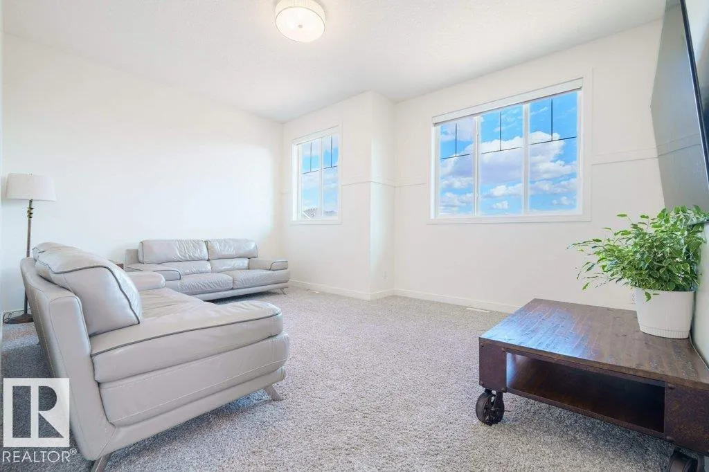 3386 Cutler Crescent