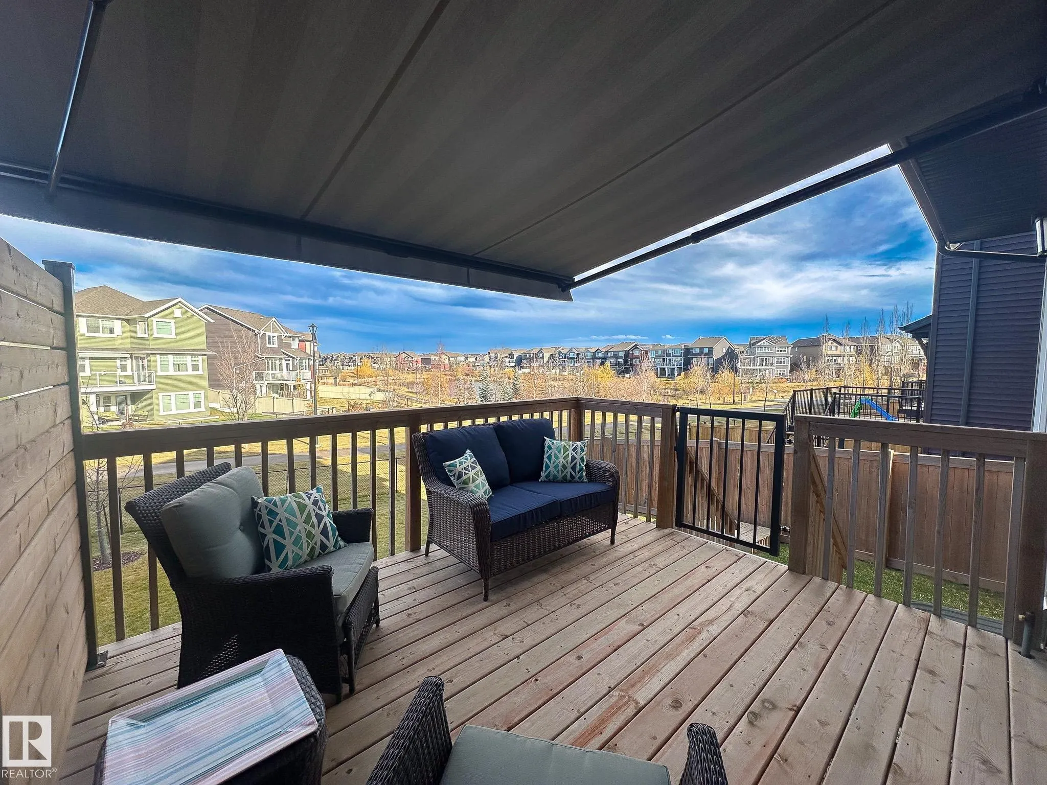 4910 HAWTHORN Place