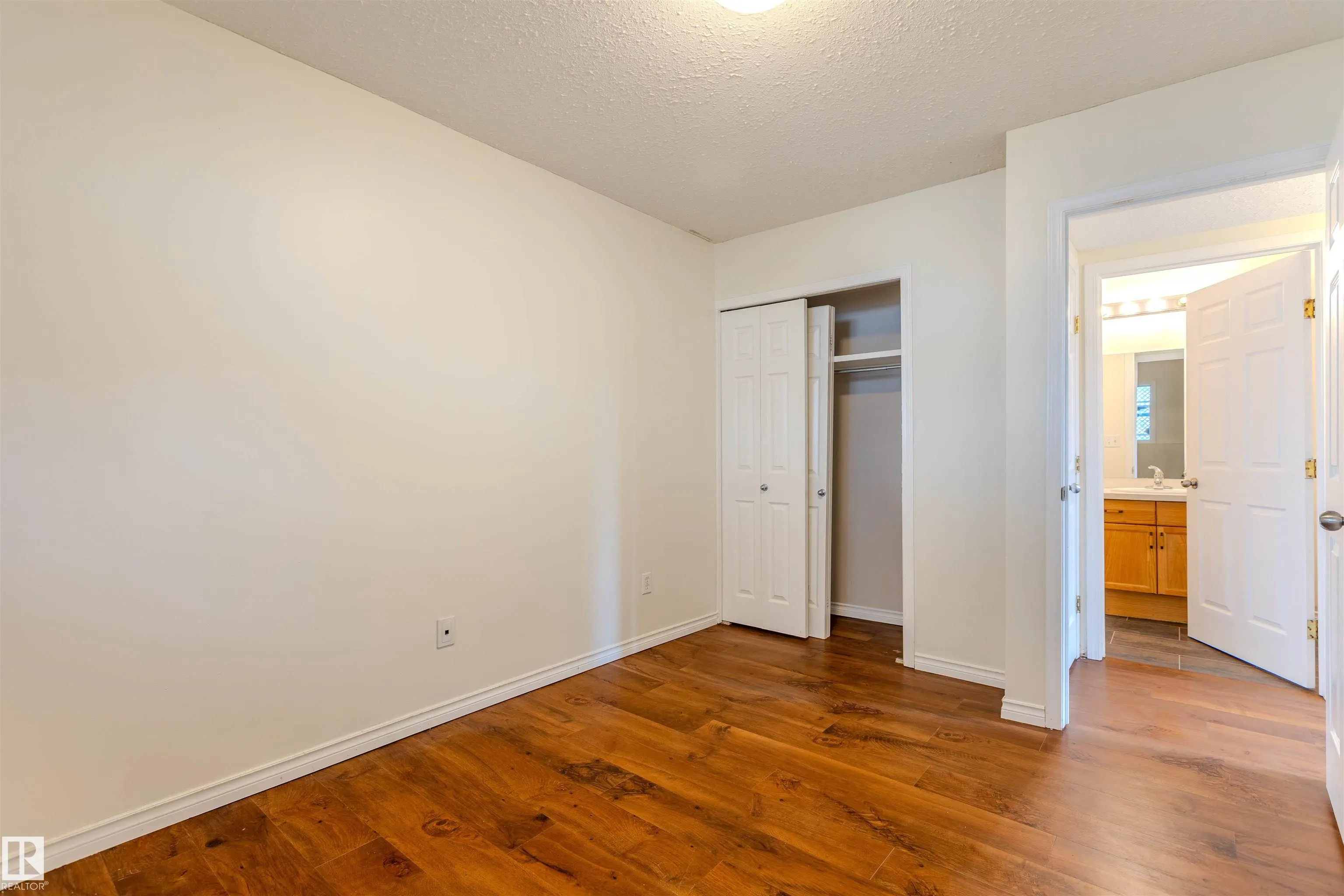 10102 103 Street