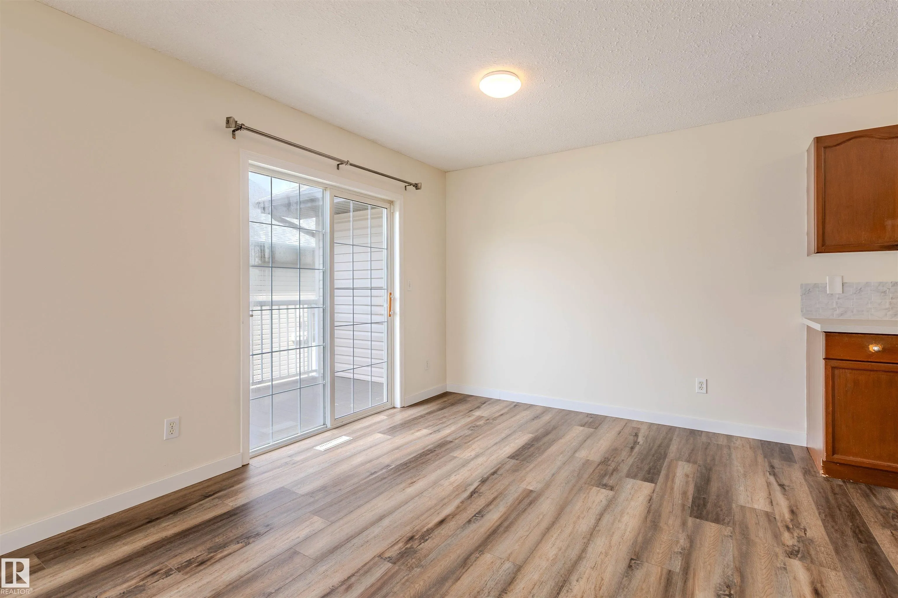 10102 103 Street