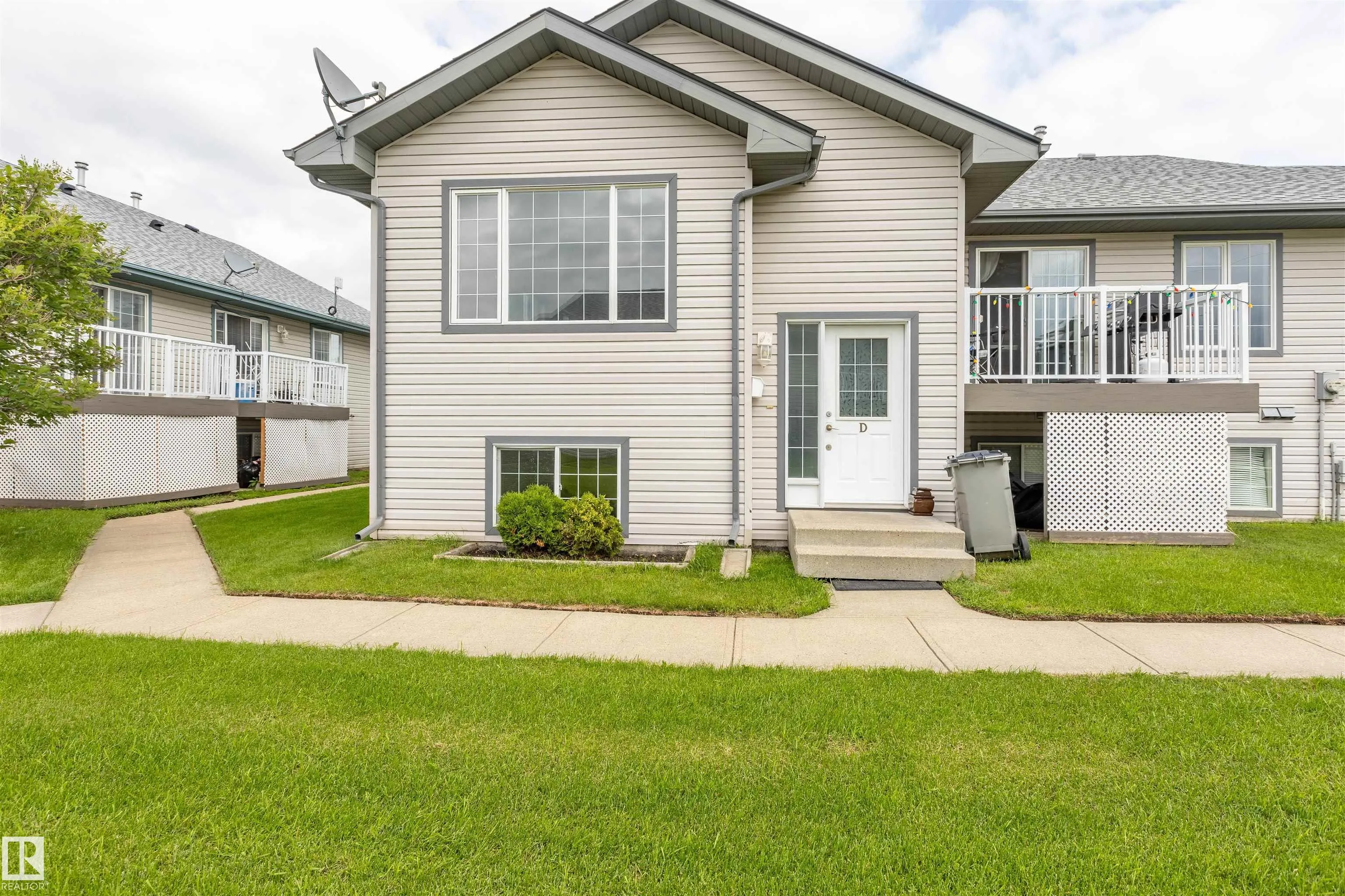 10102 103 Street