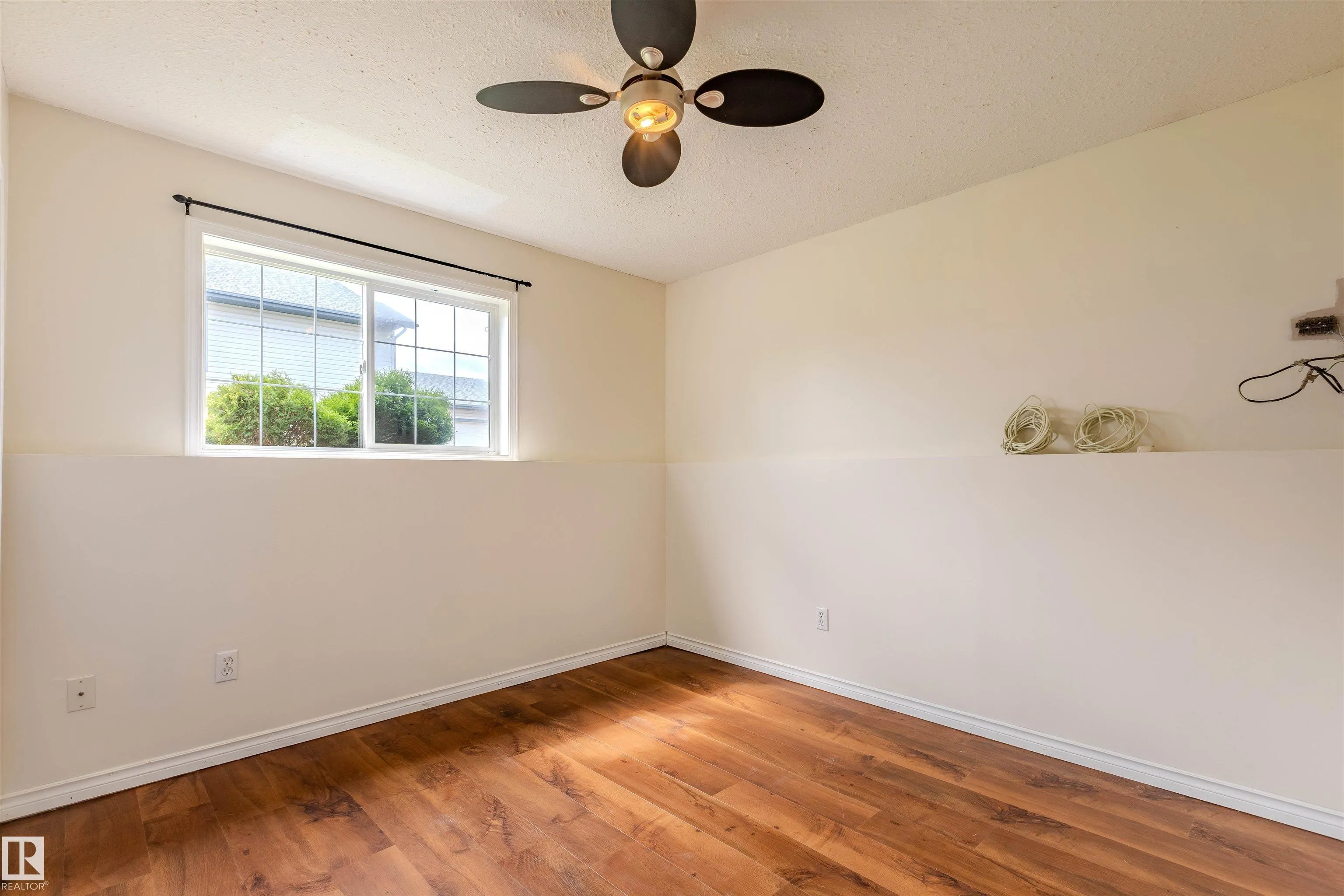 10102 103 Street