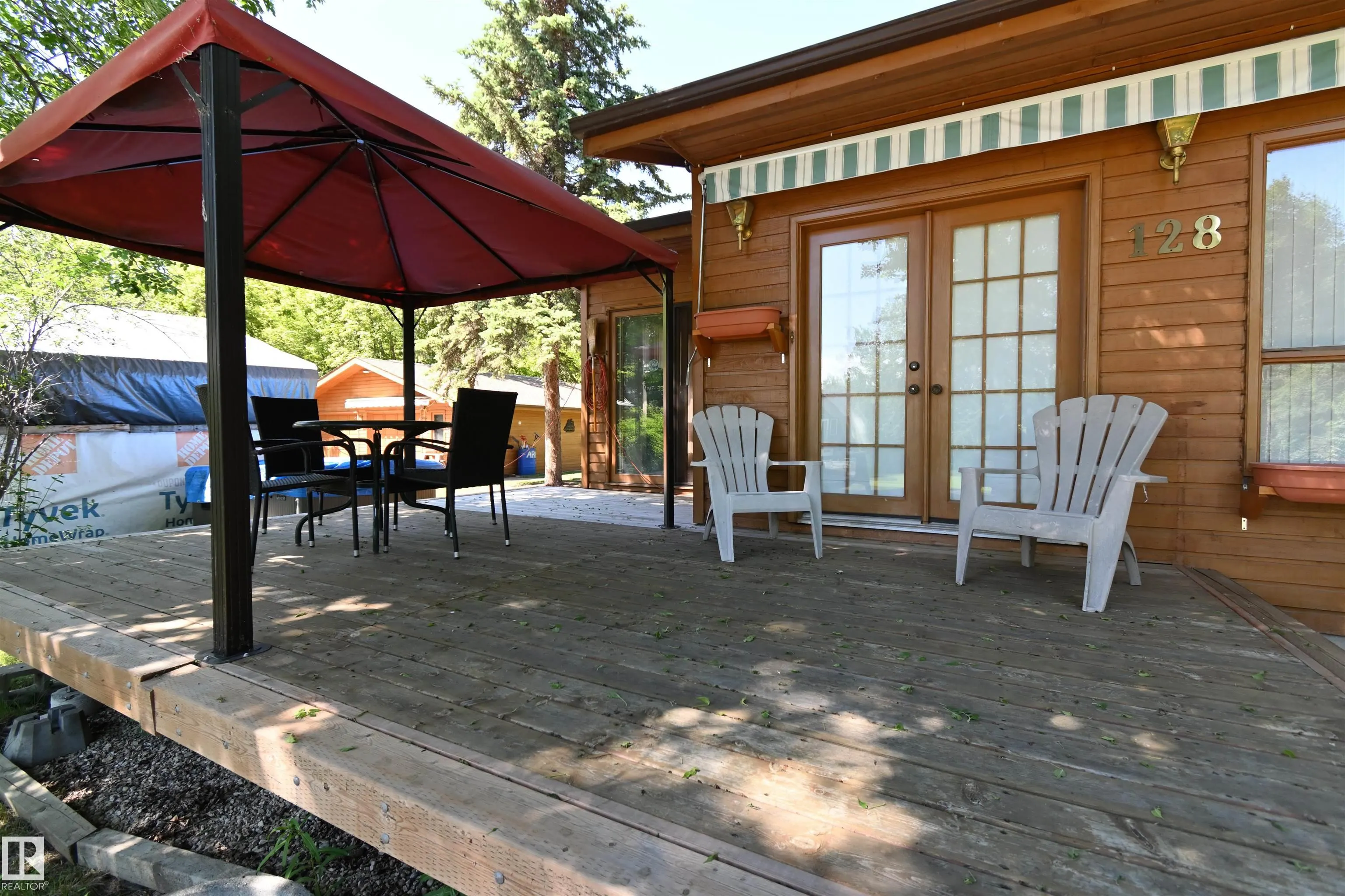 4521 LAKESHORE Road