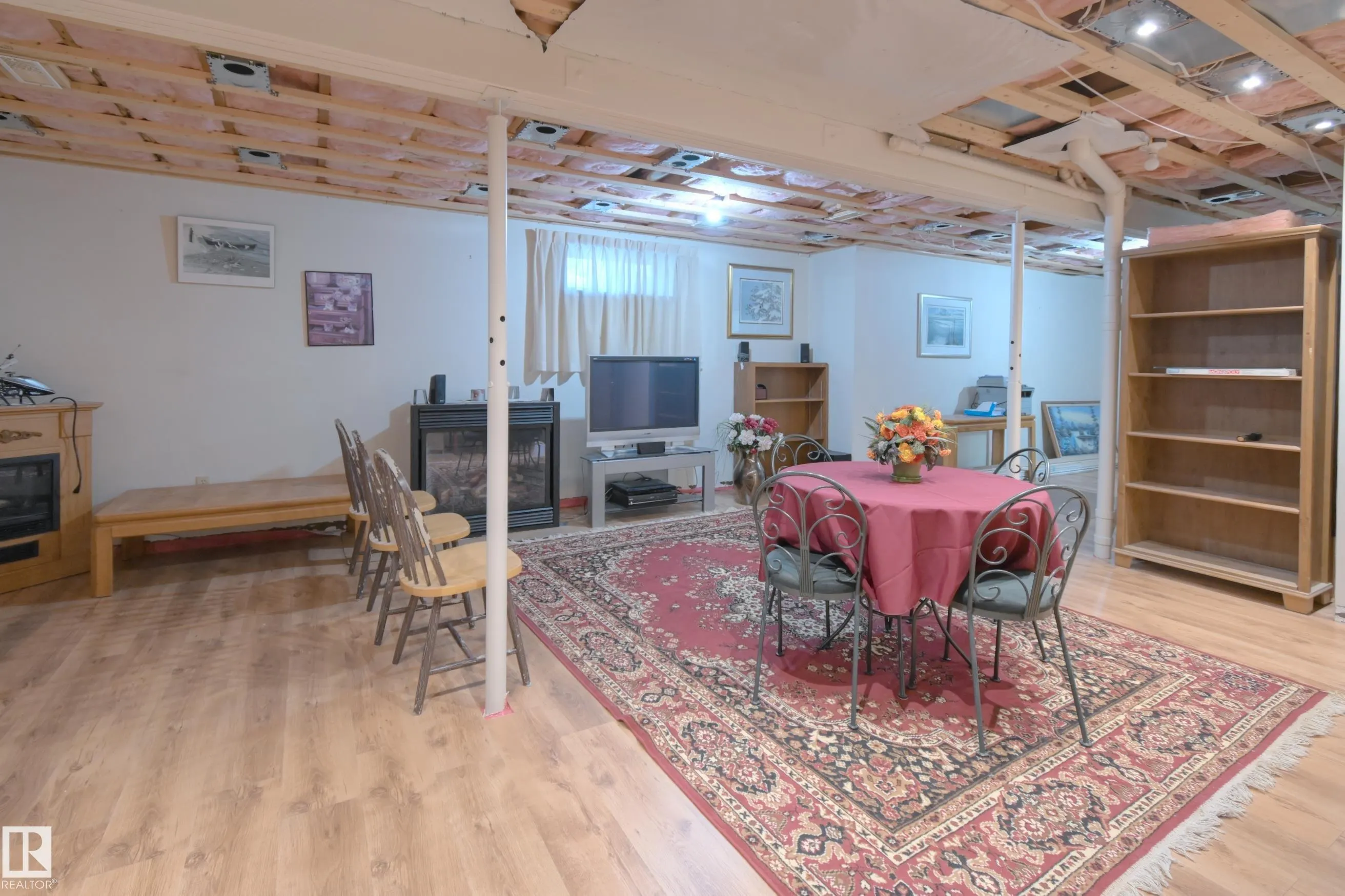 4521 LAKESHORE Road