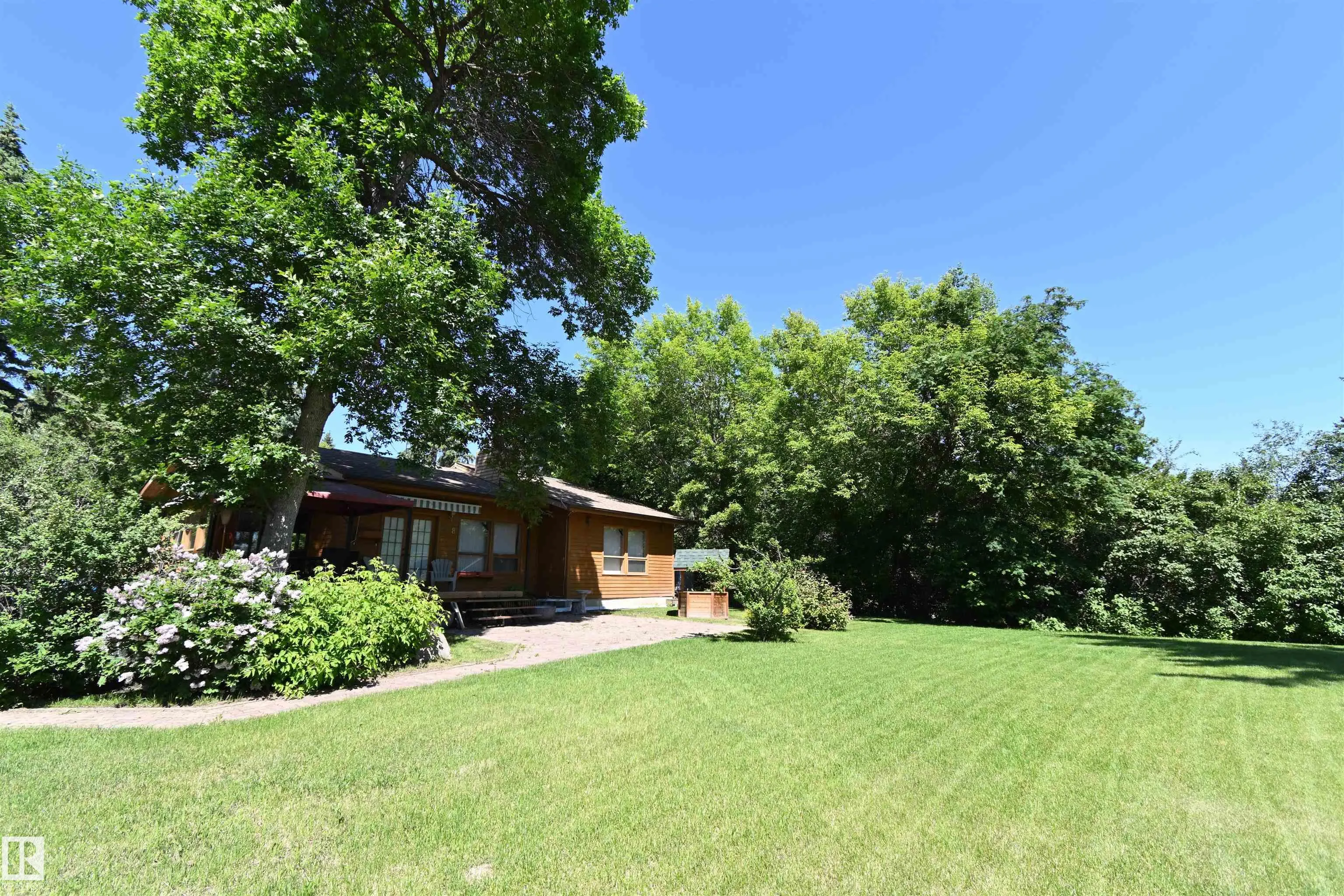 4521 LAKESHORE Road