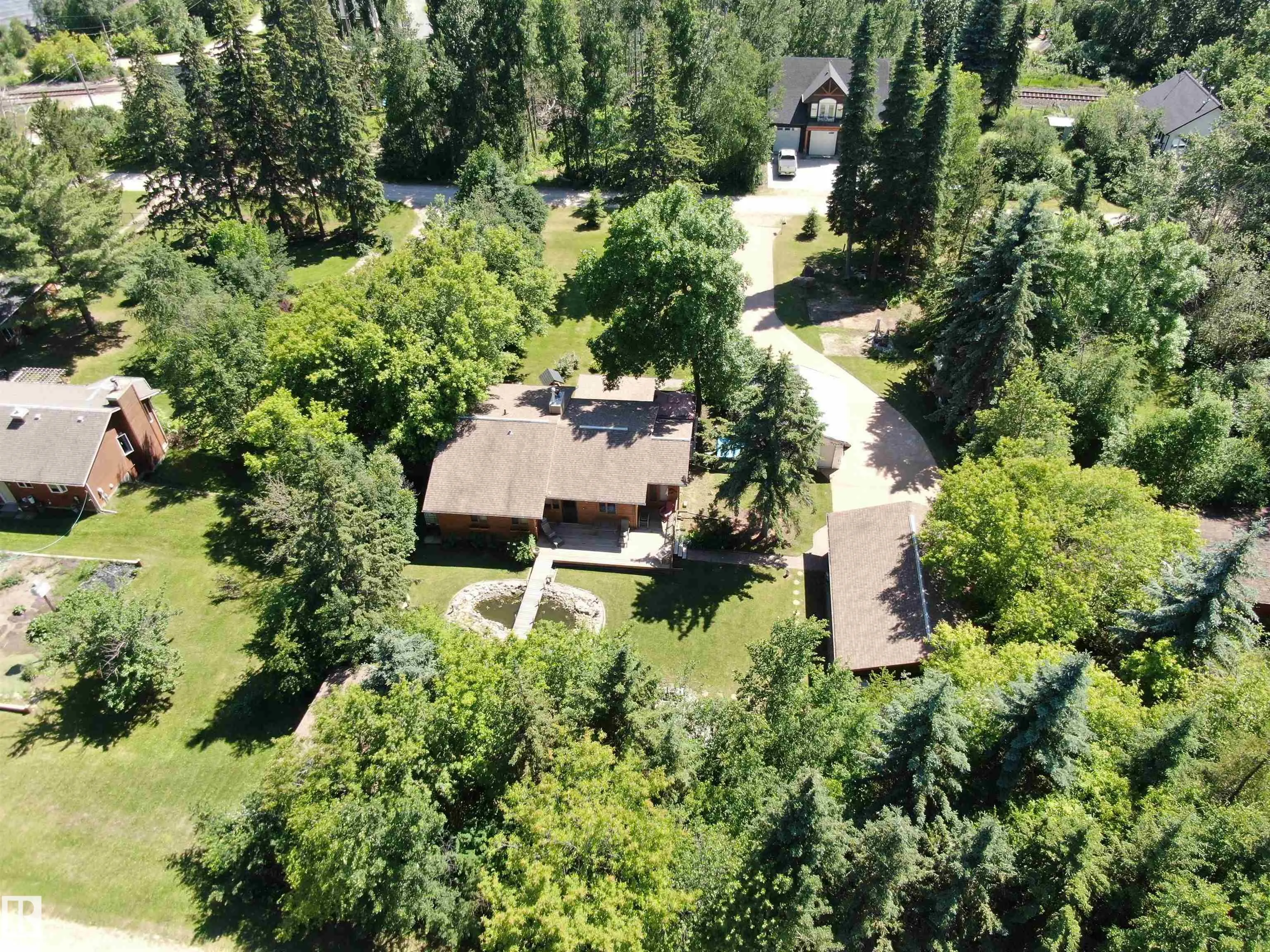 4521 LAKESHORE Road