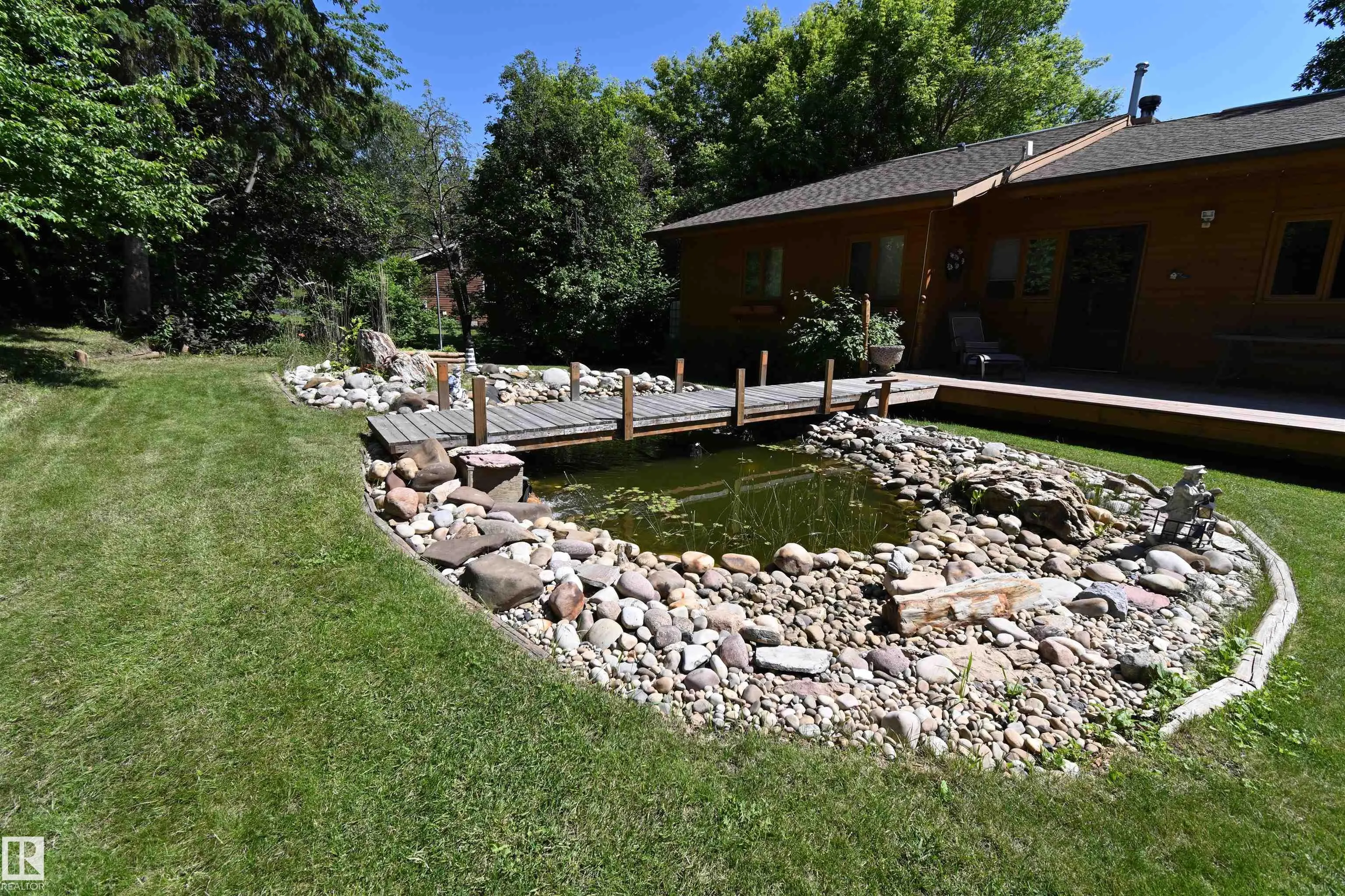 4521 LAKESHORE Road