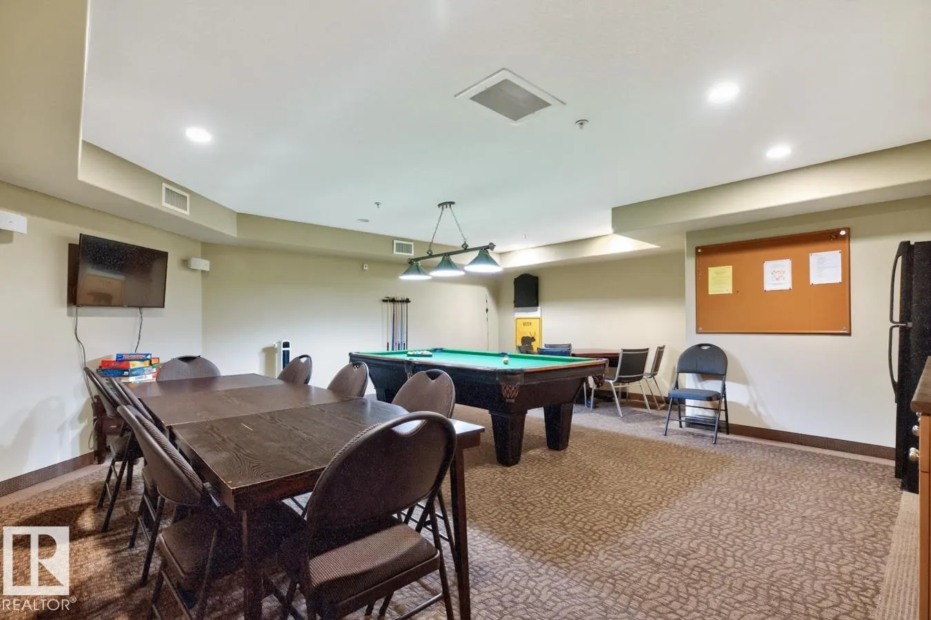 400 PALISADES Way