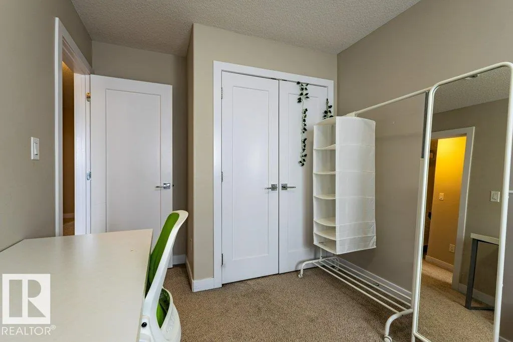 9372 Cooper Bend