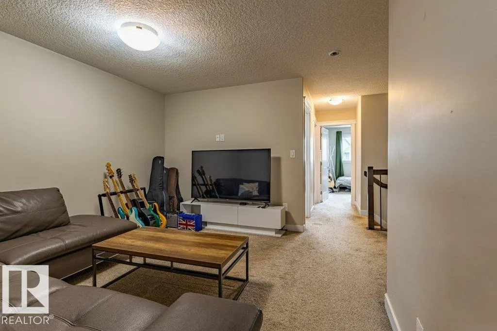 9372 Cooper Bend