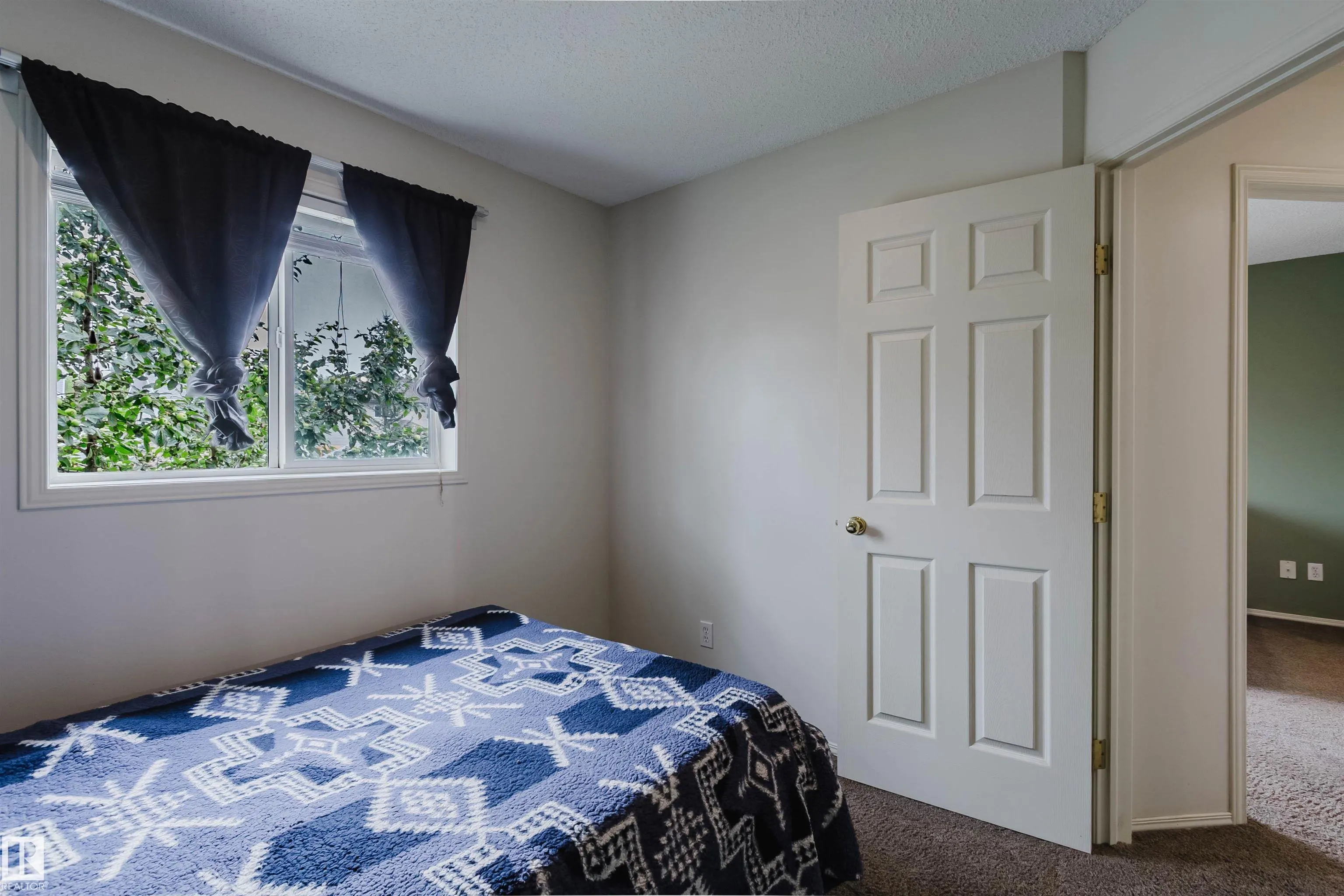 1694 TOMPKINS Wynd