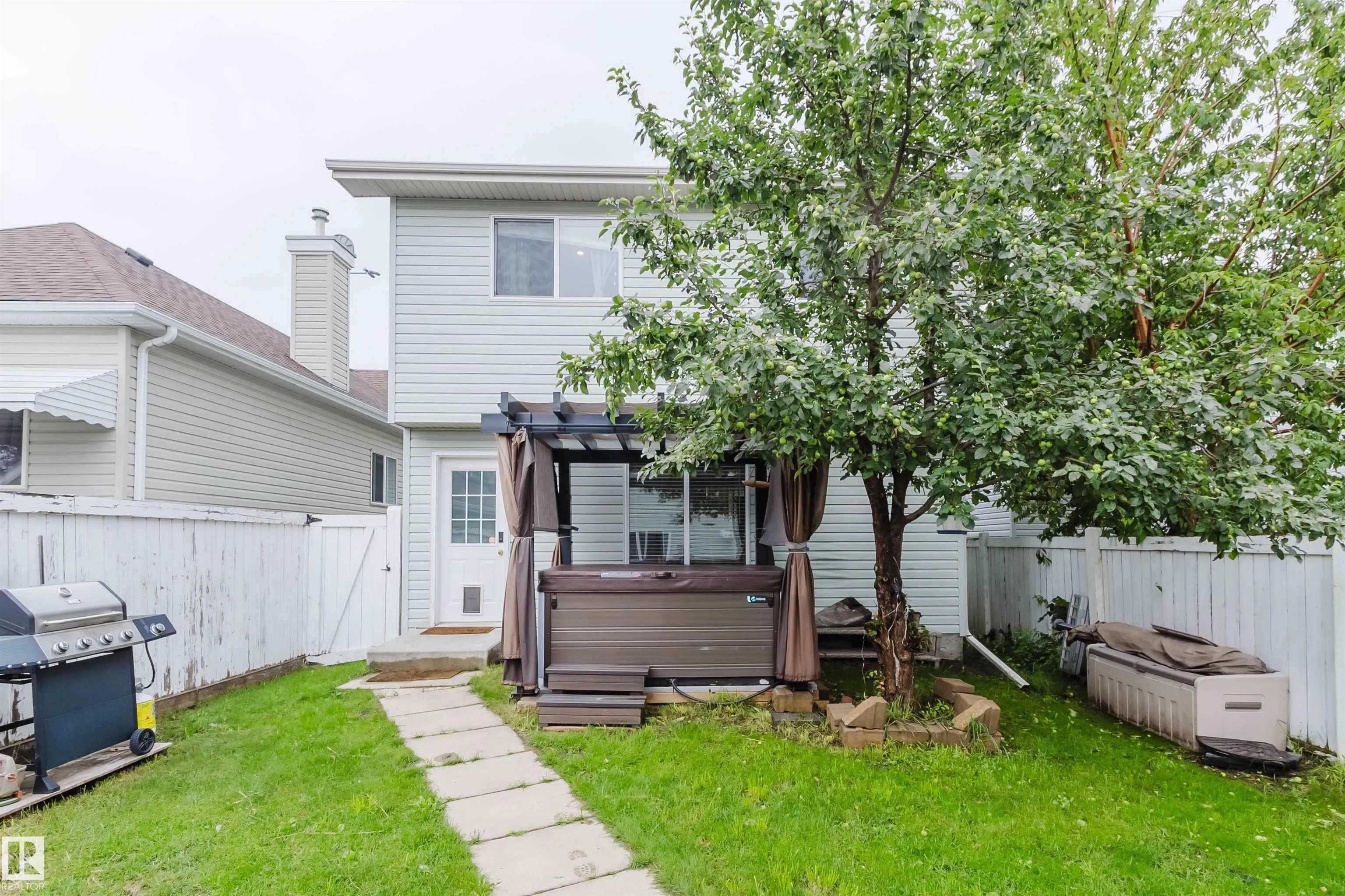 1694 TOMPKINS Wynd