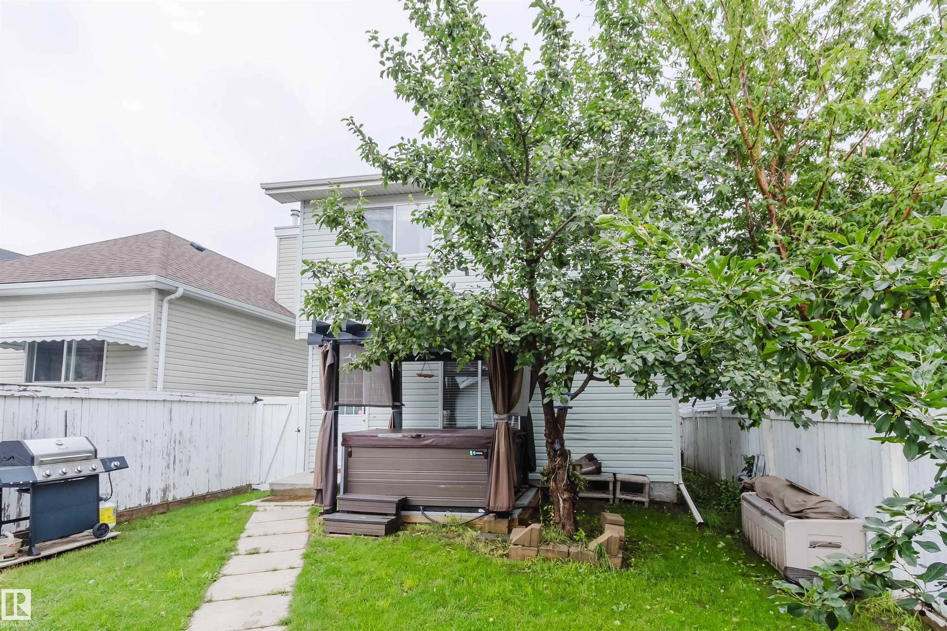 1694 TOMPKINS Wynd