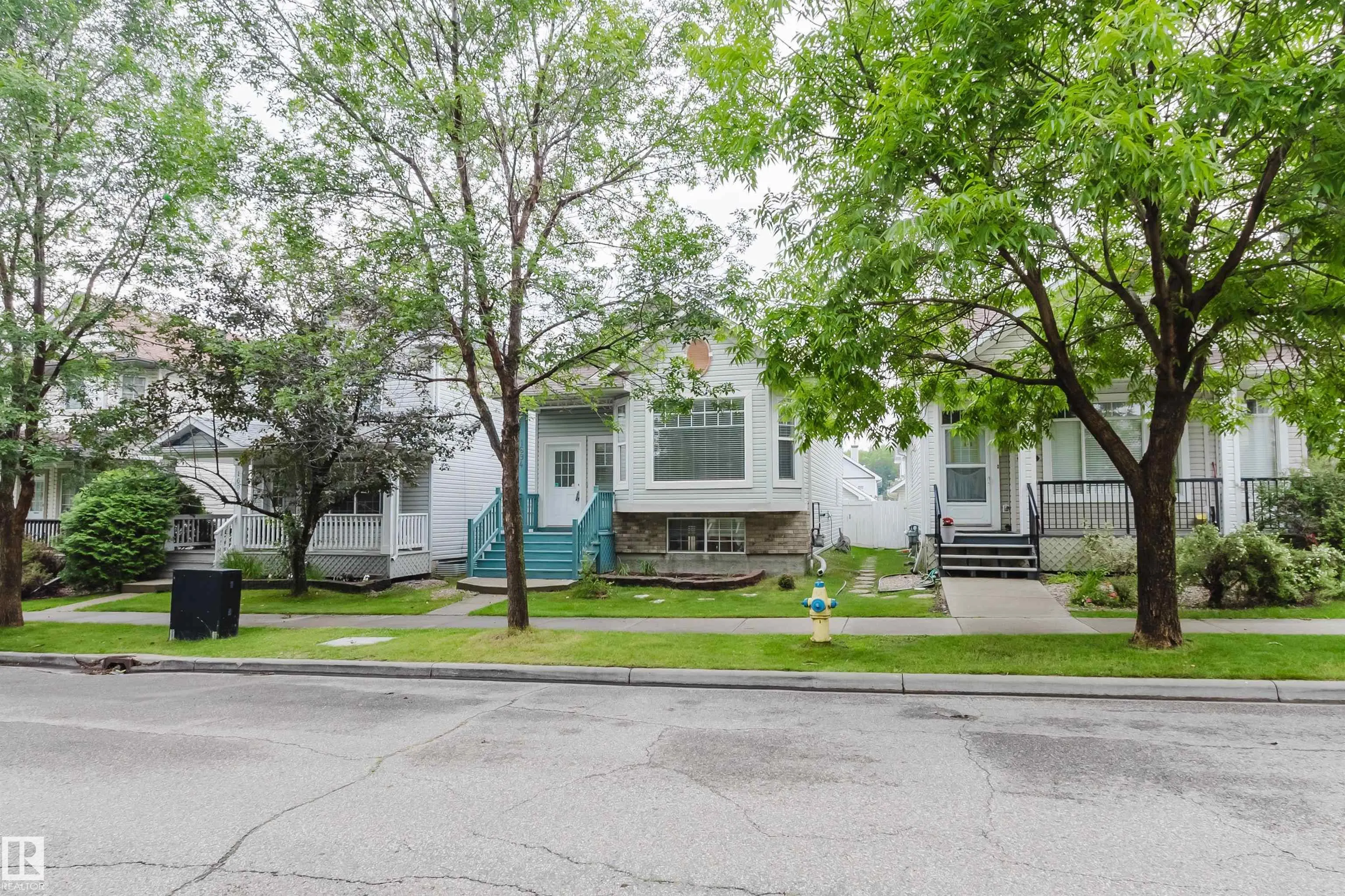 1694 TOMPKINS Wynd