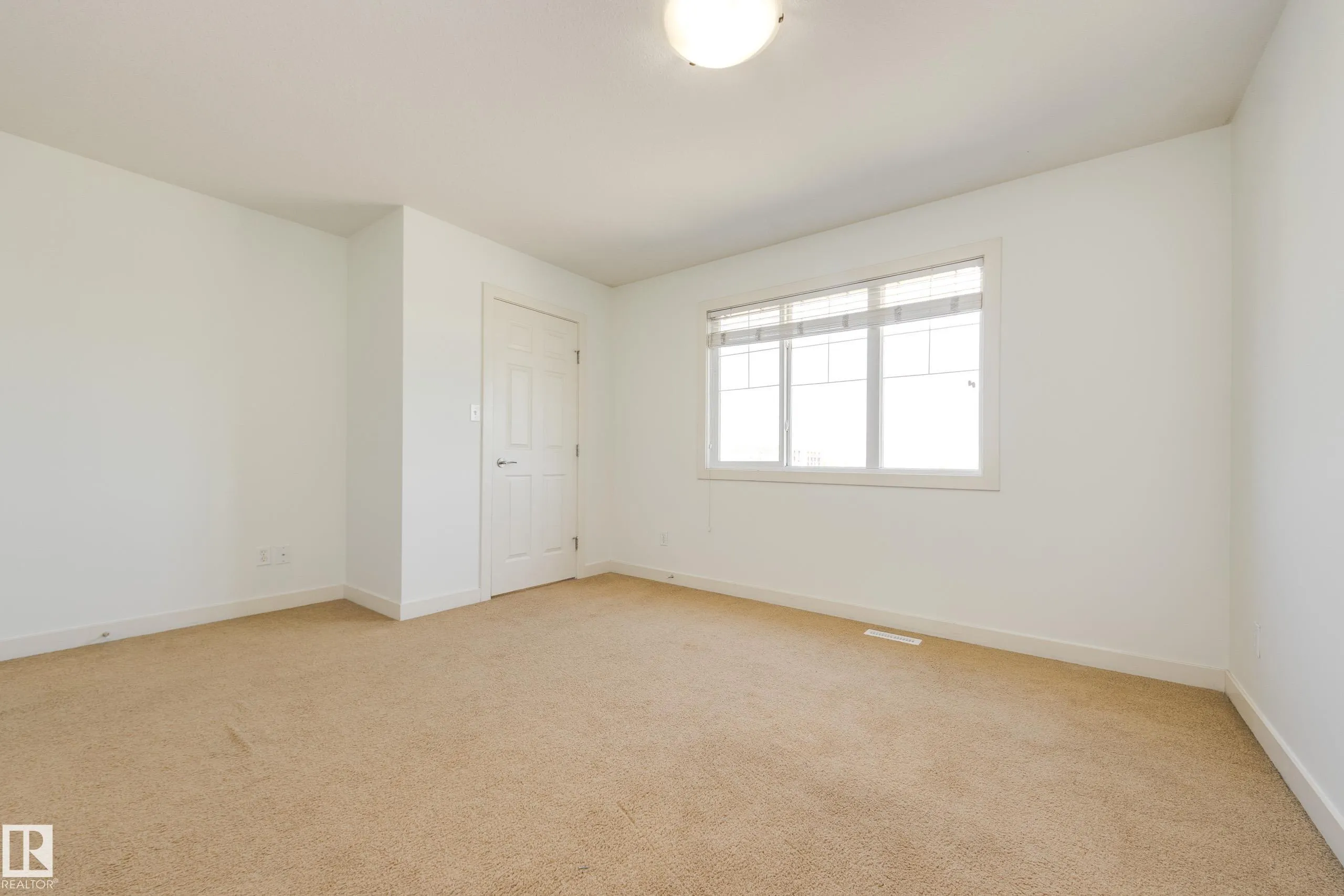 101 SANDSTONE Estates