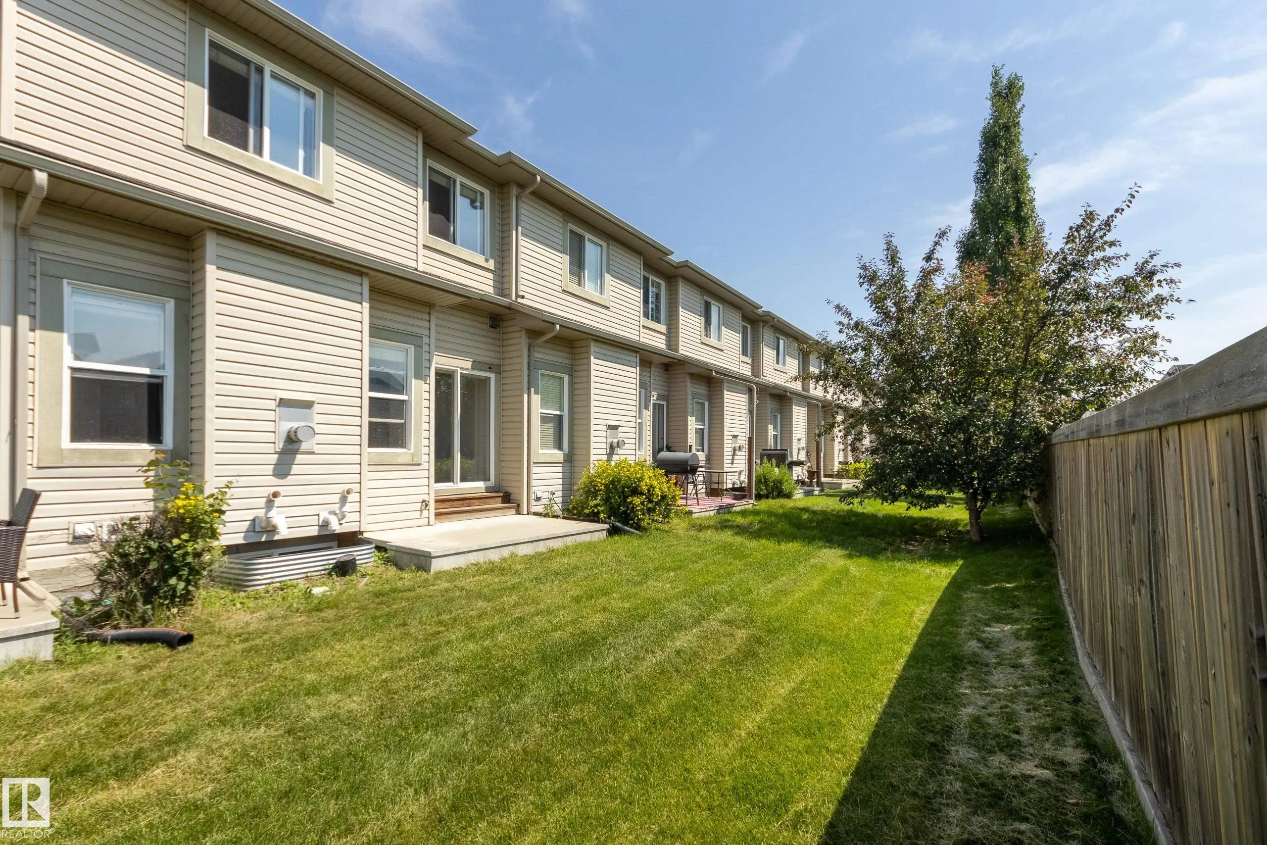 101 SANDSTONE Estates